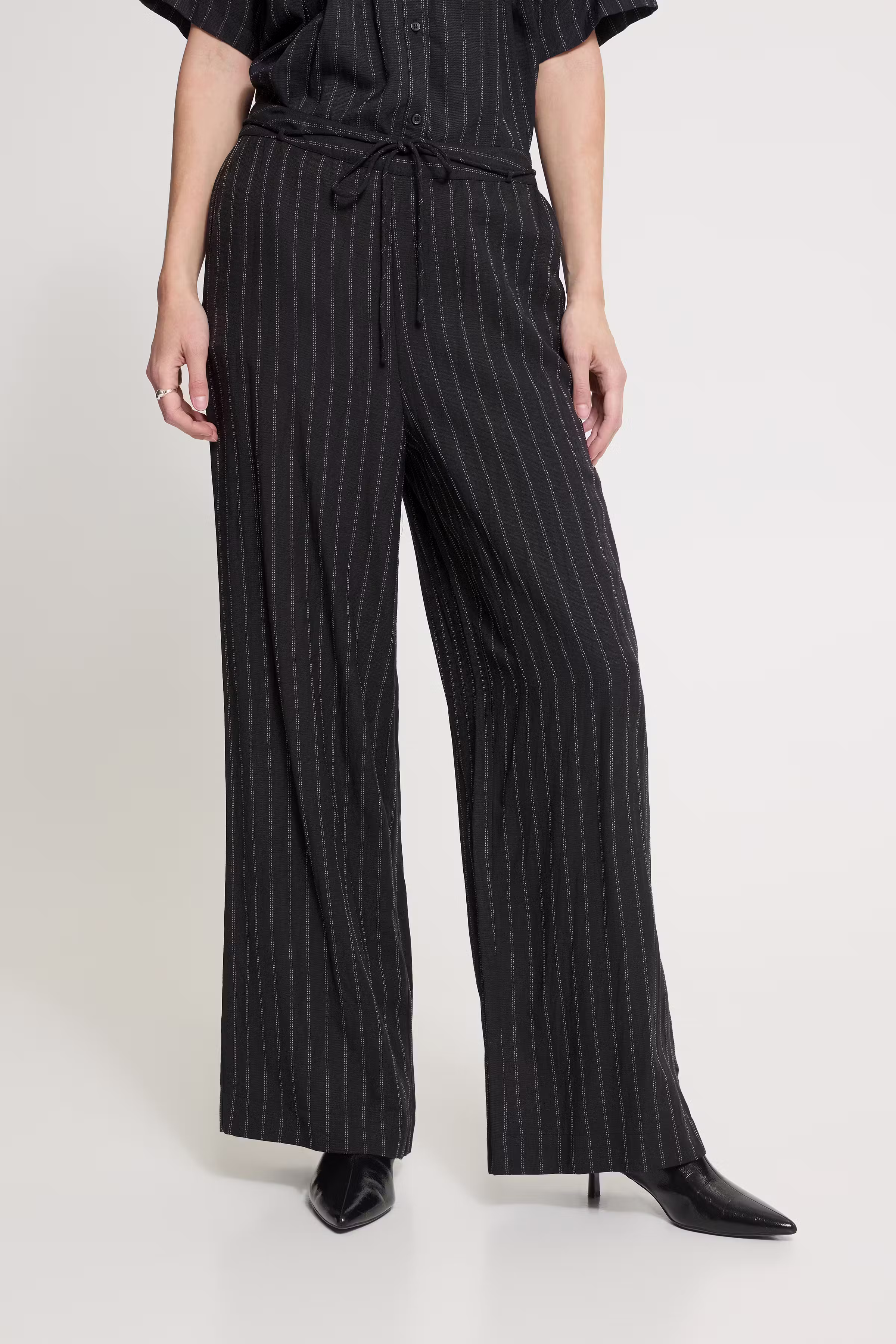 IHFIENNA Trousers LOOKBOOK FRONT 20126215-900008688