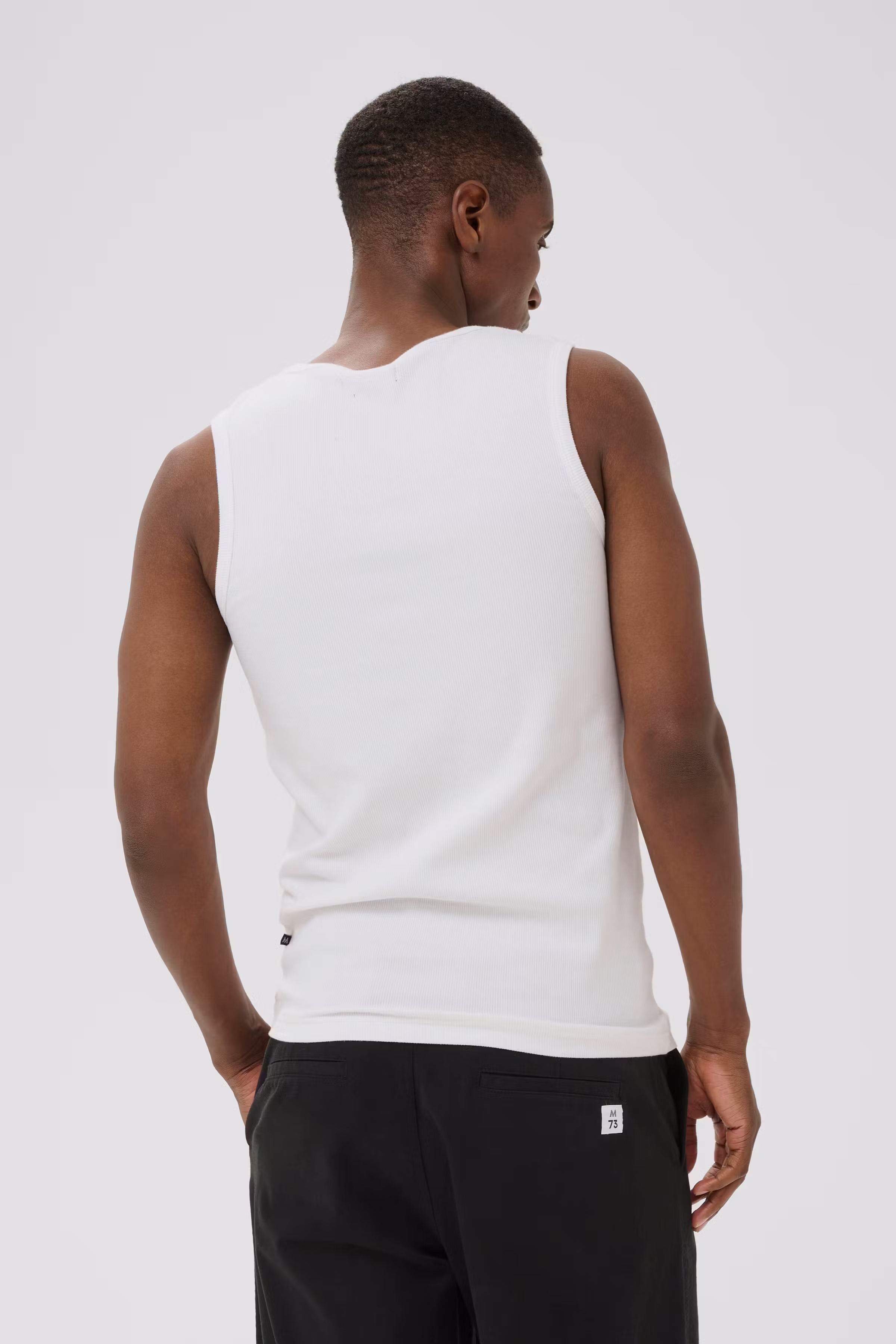 MAtank Top LOOKBOOK BACK 30209121-114001