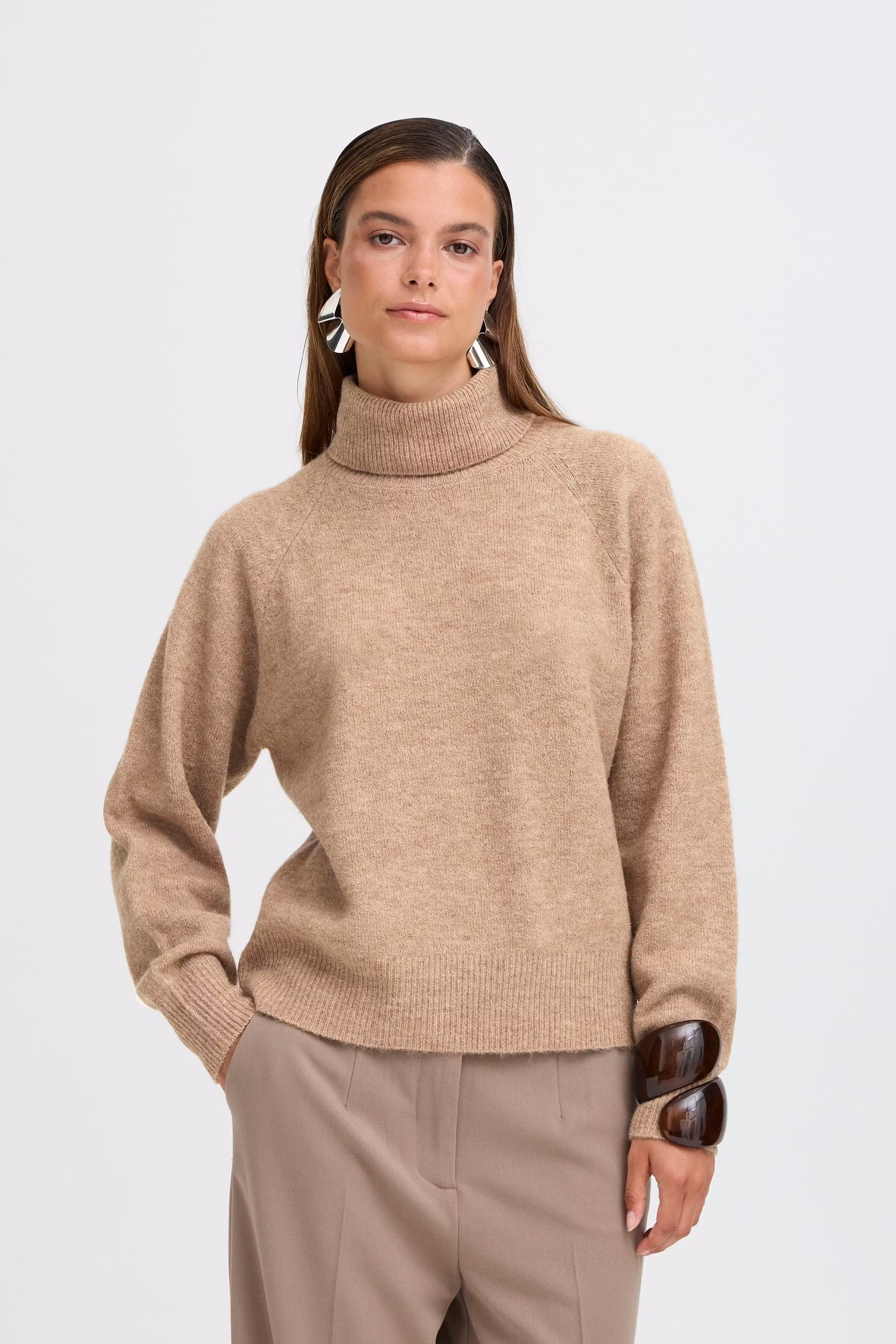 BYMONNA Pullover LOOKBOOK FRONT 20817107-1811121