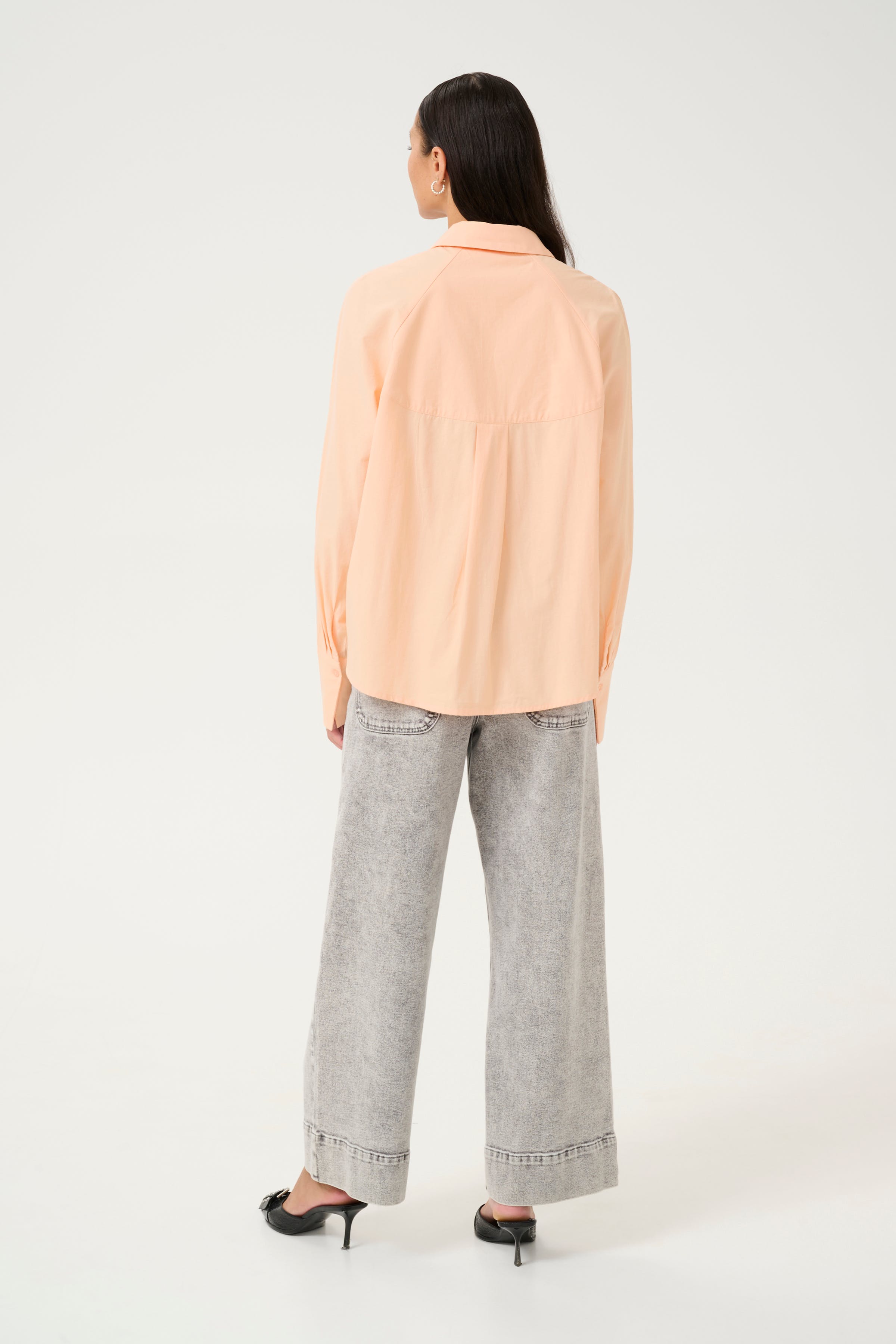 KAhaily Shirt LOOKBOOK BACK 10509632-141228