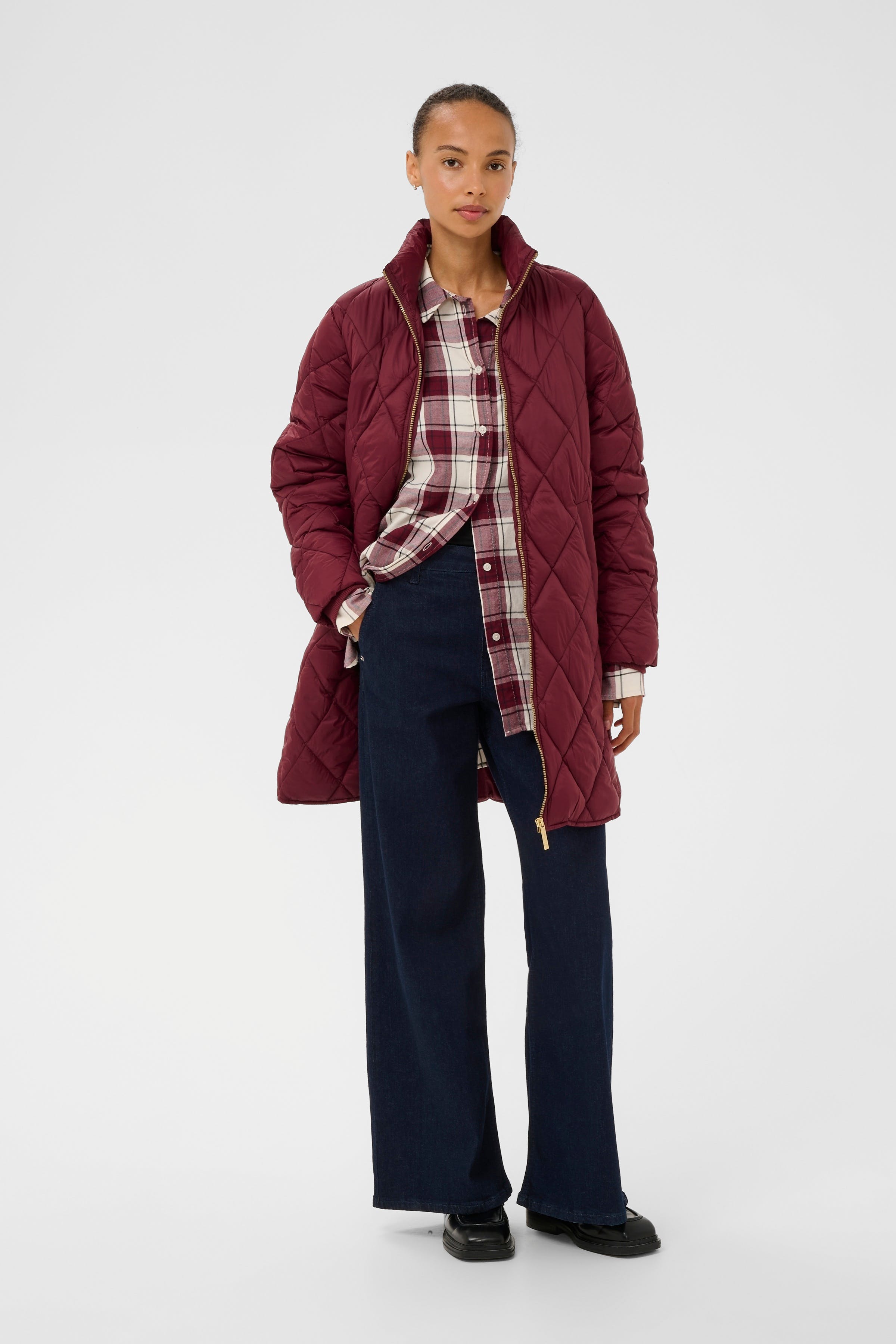 OlilasPW Mantel LOOKBOOK FRONT 30306108-191725