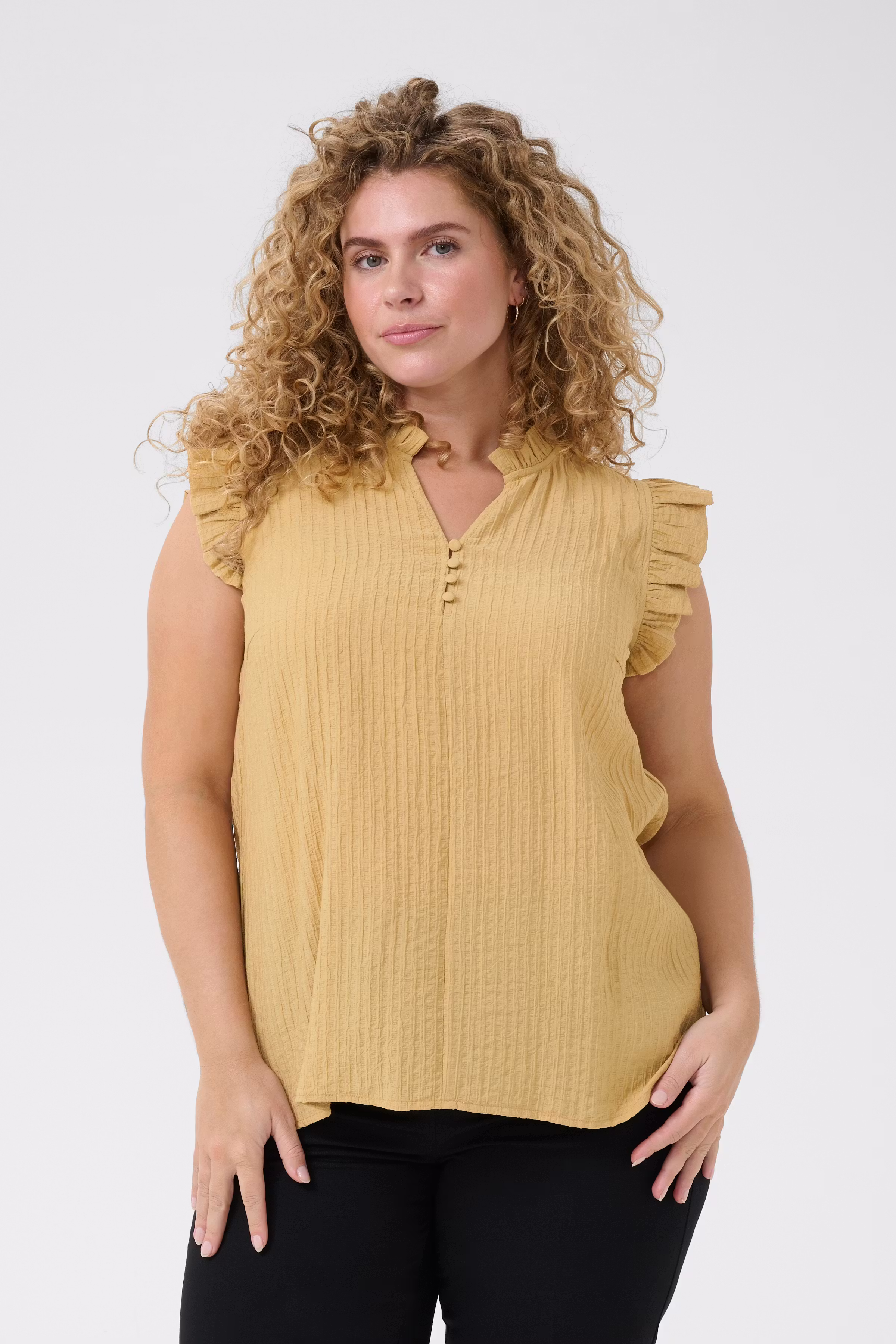 KClyana Blouse LOOKBOOK FRONT 10583215-161120