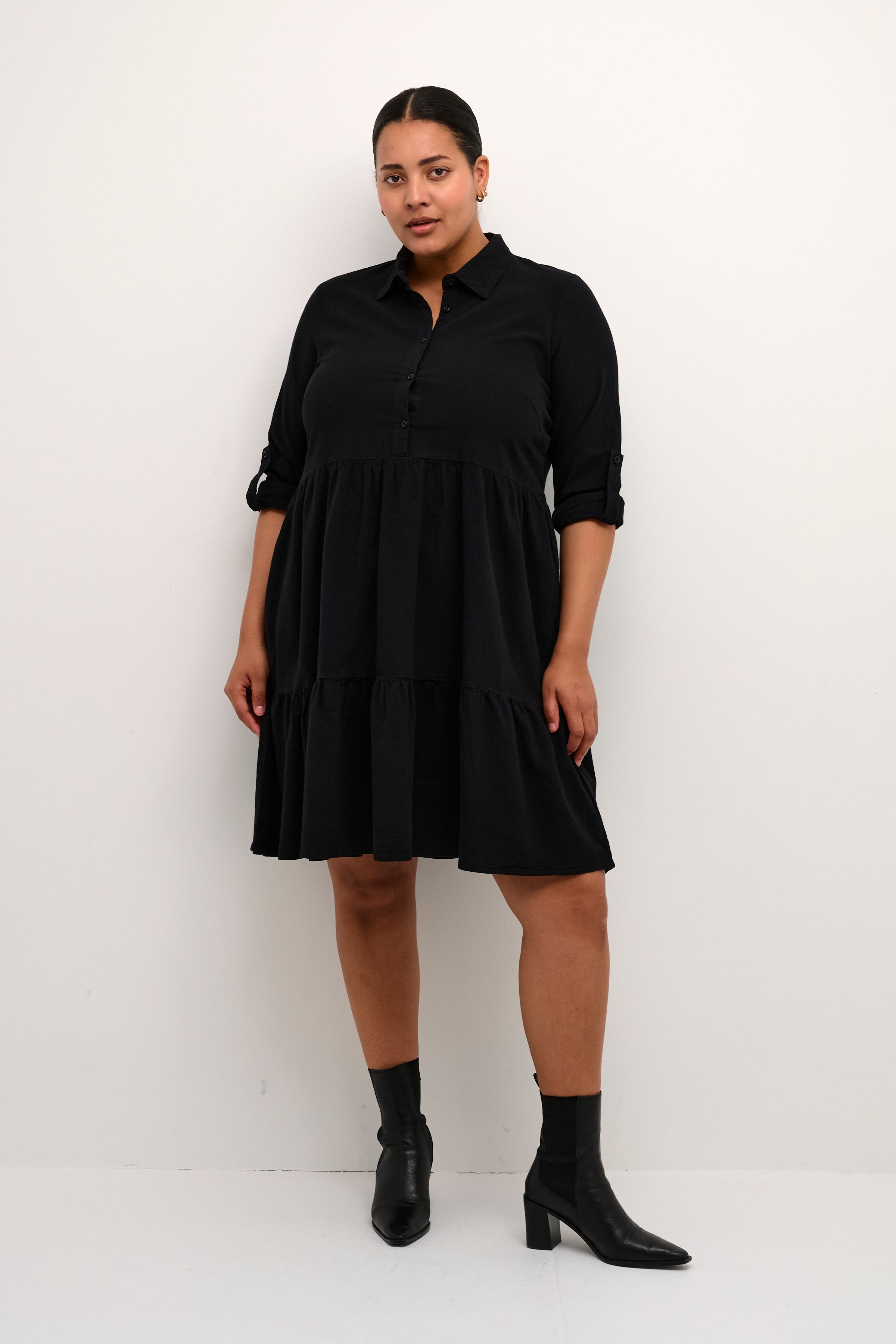 KCnana Dress LOOKBOOK FRONT 10580928-100121