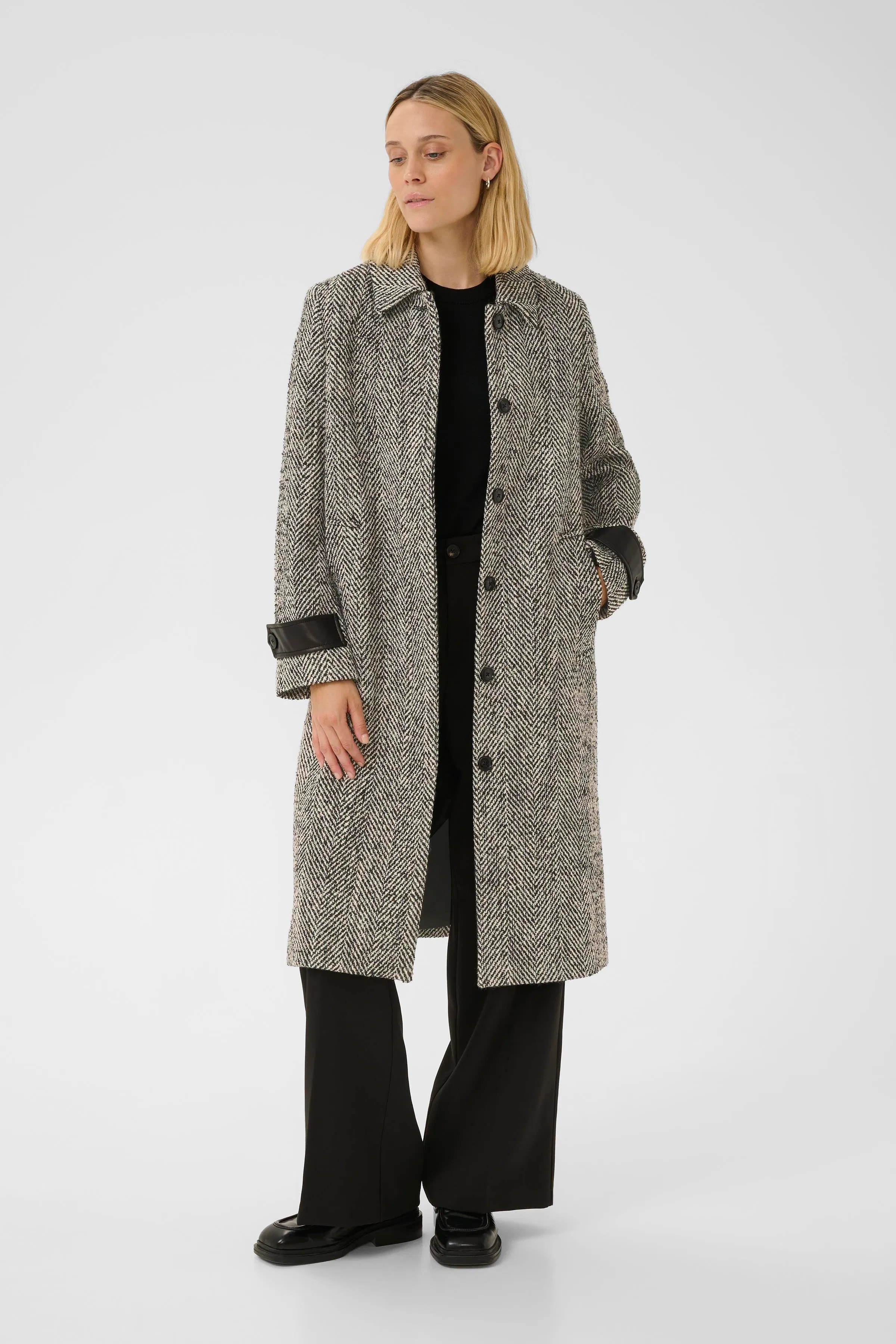 LorelaisPW Coat in mole' / brown colour