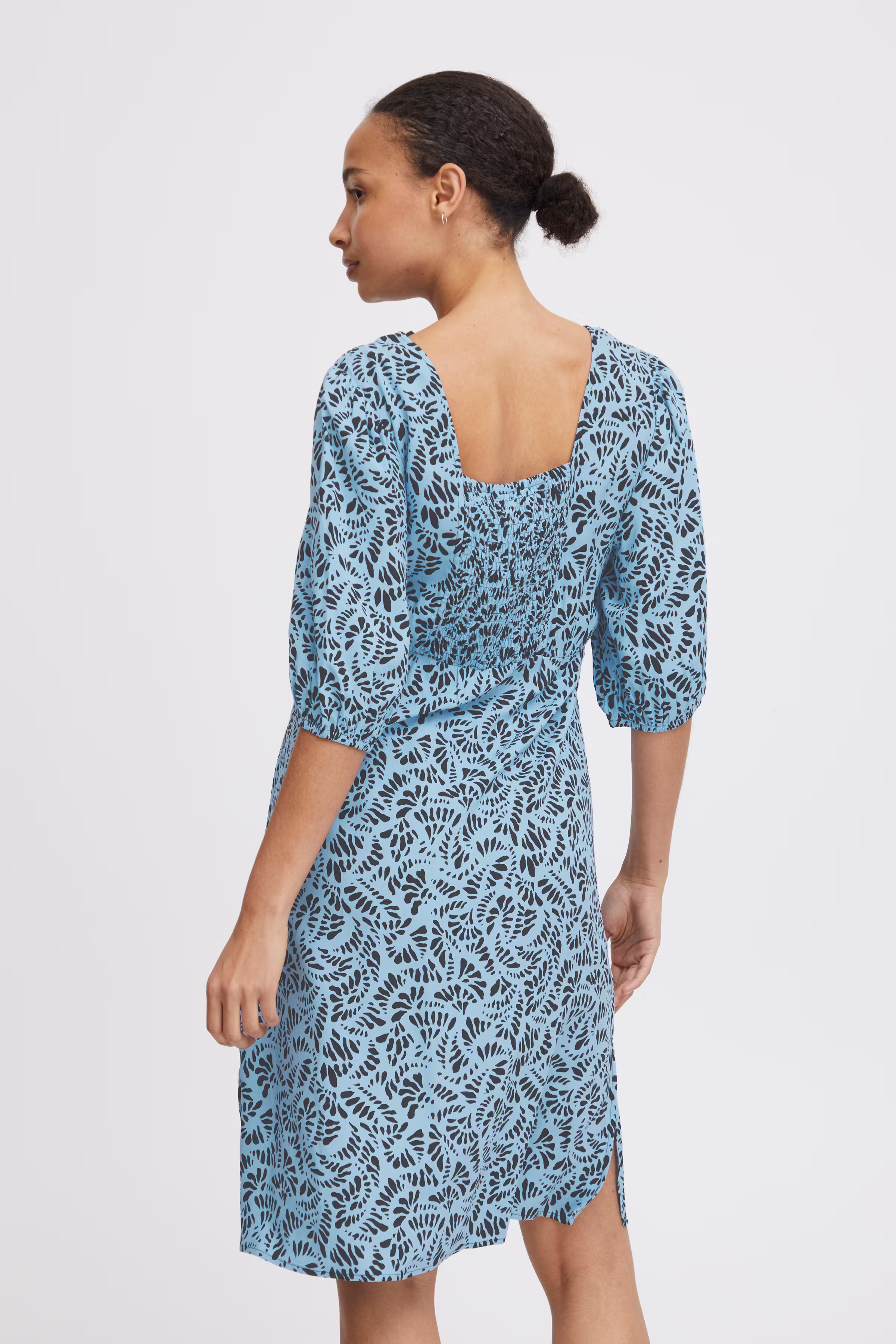 BYMMJOELLA Kjole LOOKBOOK BACK 20814537-202957