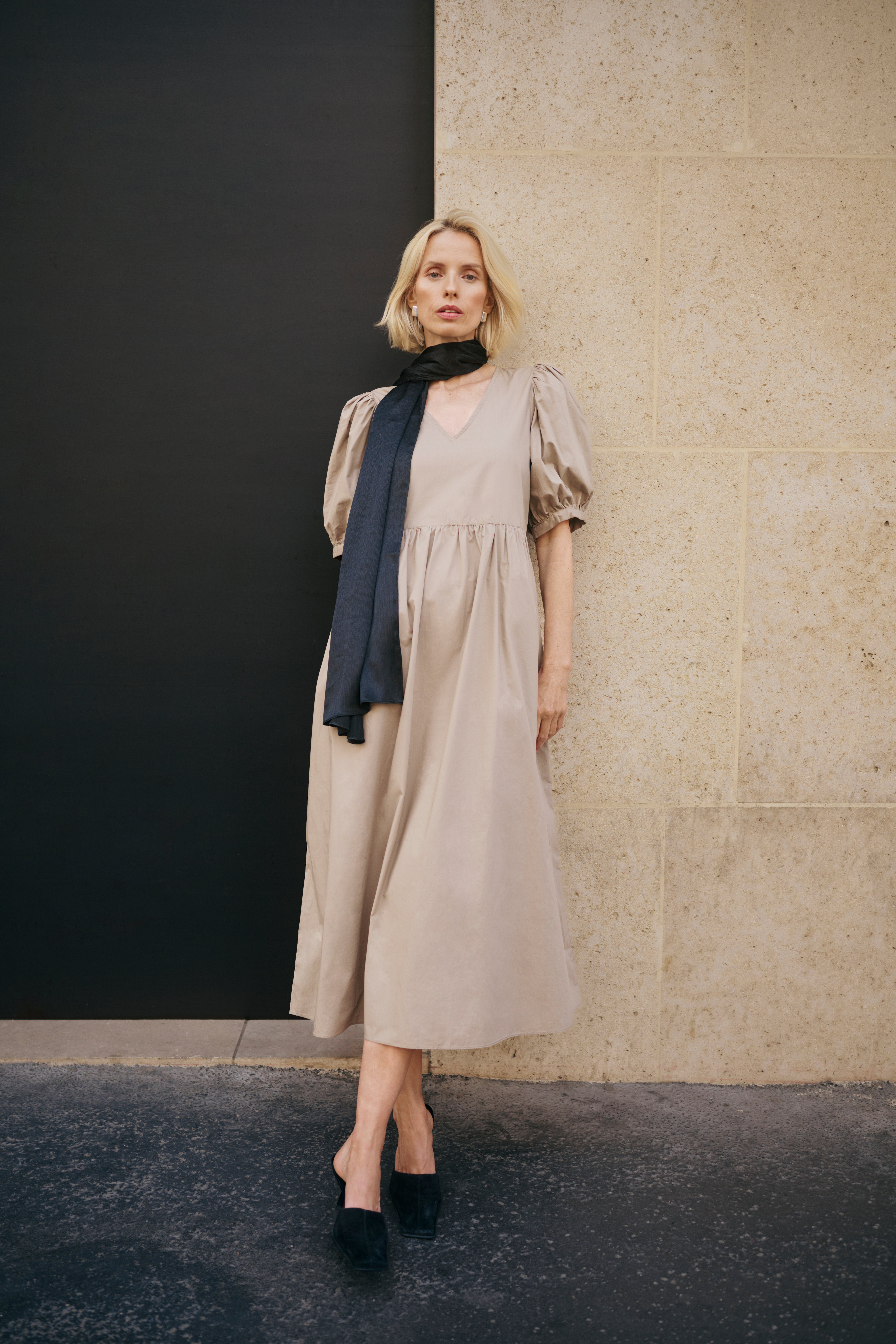 KBEnya Kleid LOCATION NONE 10105889-171112