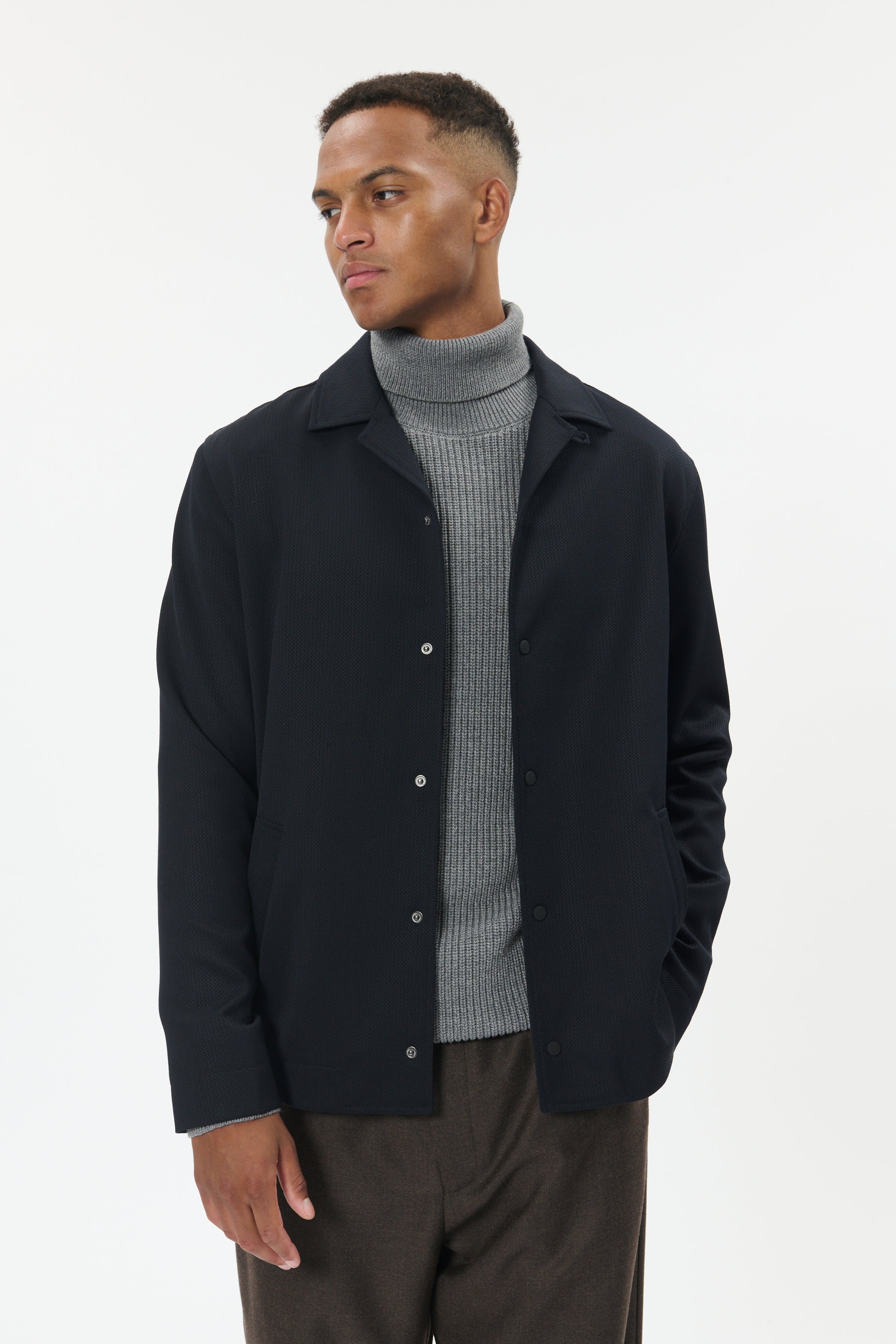 MAlevo Overshirt LOOKBOOK FRONT 30208793-301664