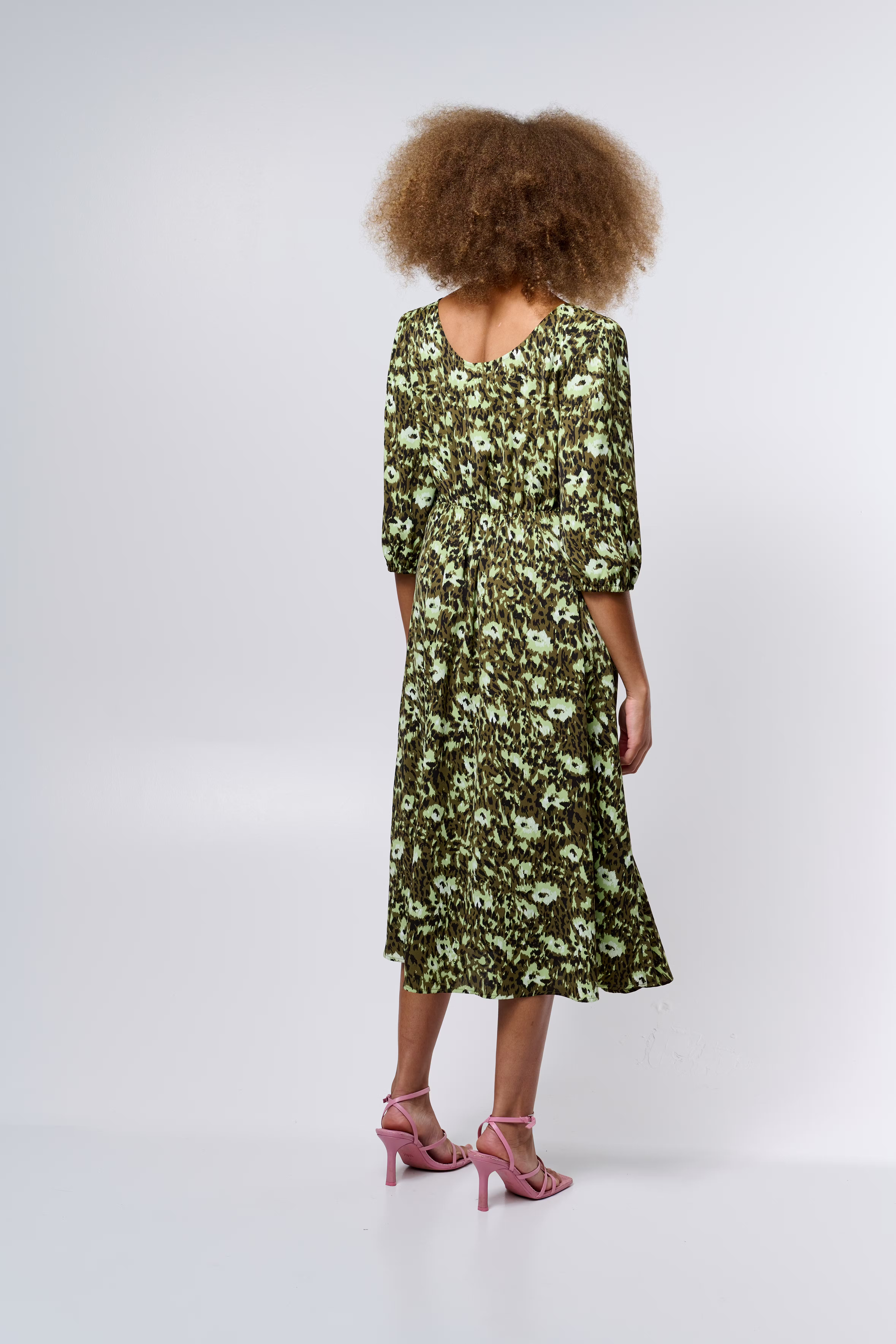 IXKAPI Kjole LOCATION NONE 20118509-150525