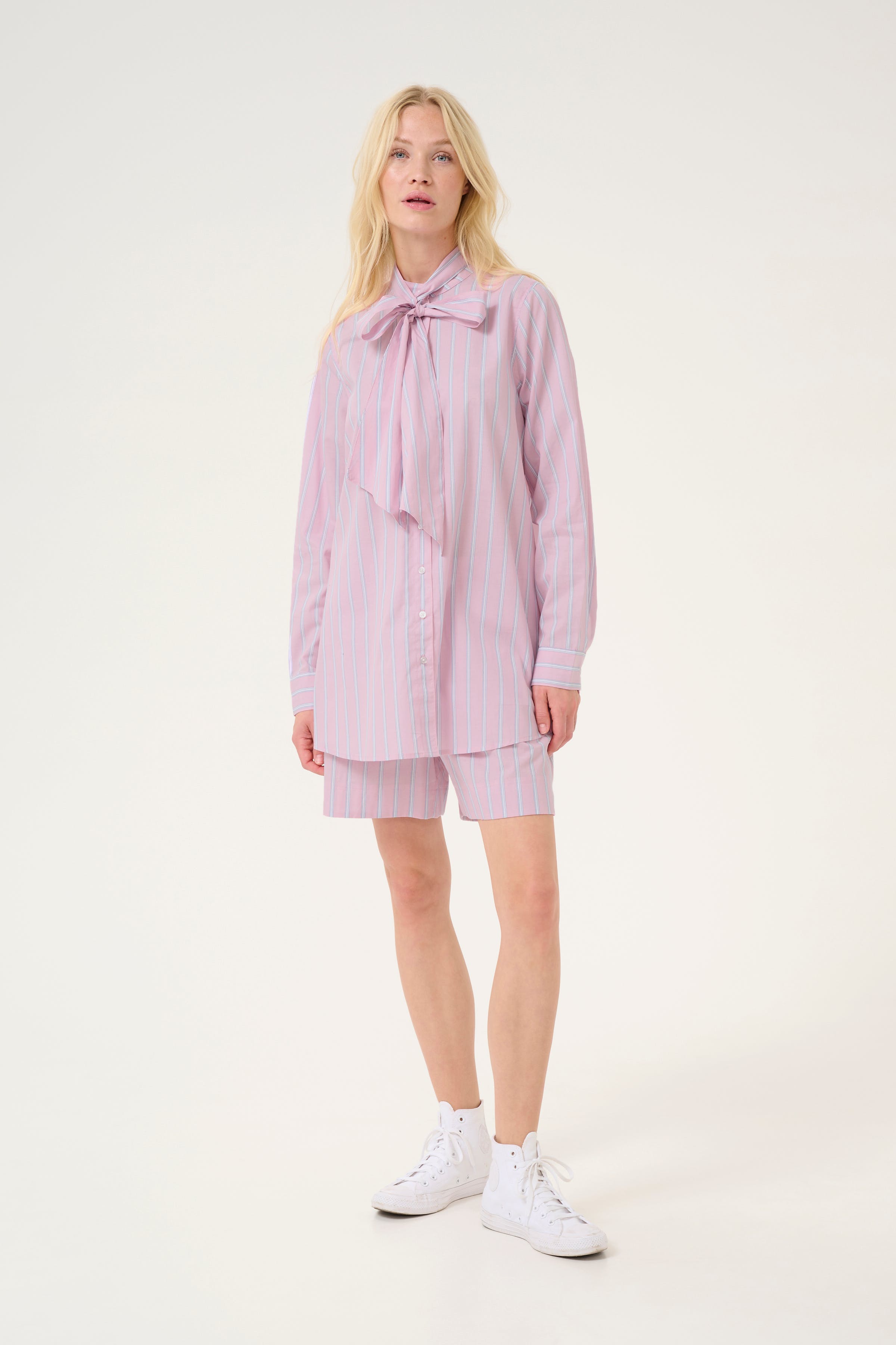 CUvelo Hose LOOKBOOK FRONT 50111702-107190