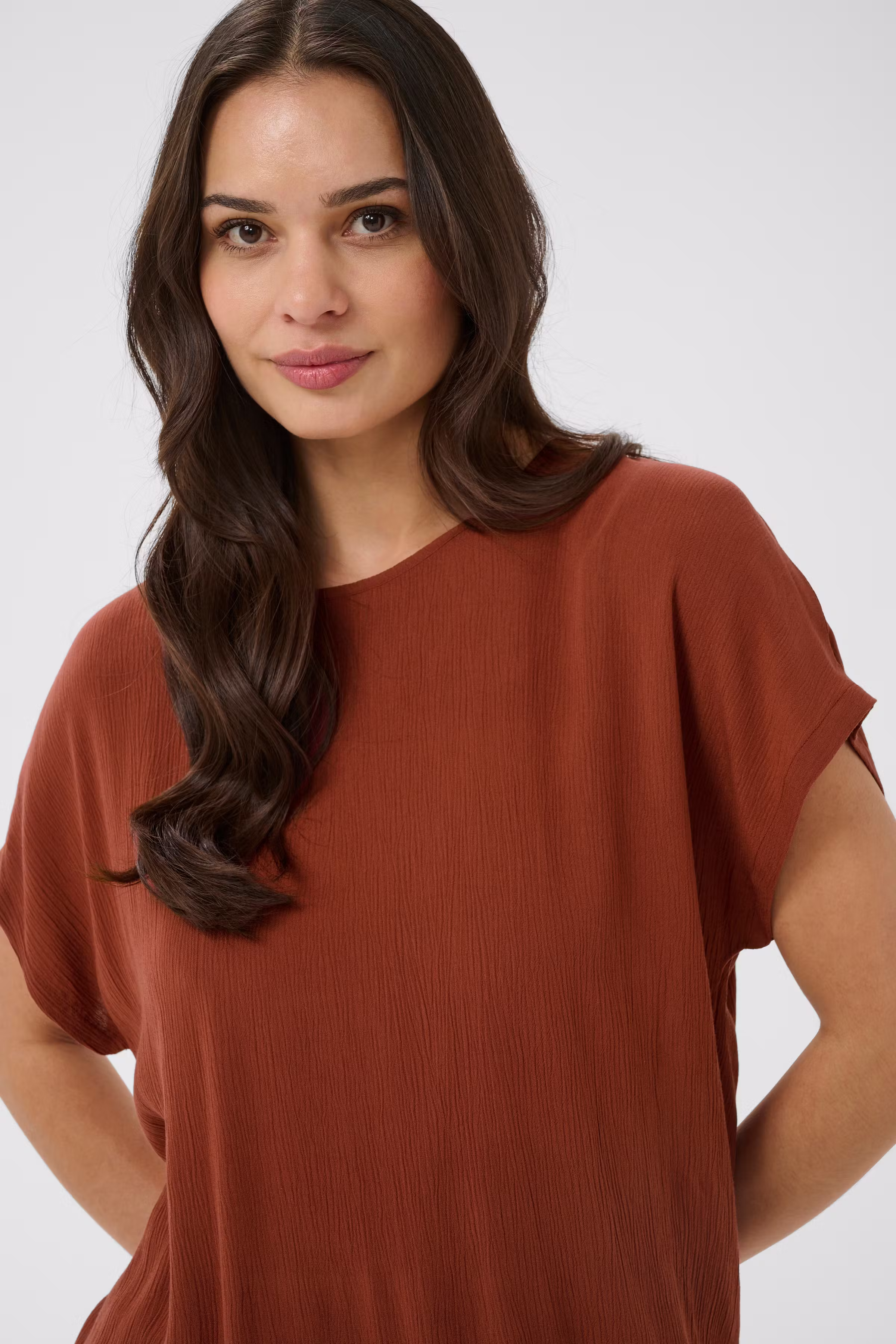 Amber Blouse LOOKBOOK DETAIL 10500781-191334