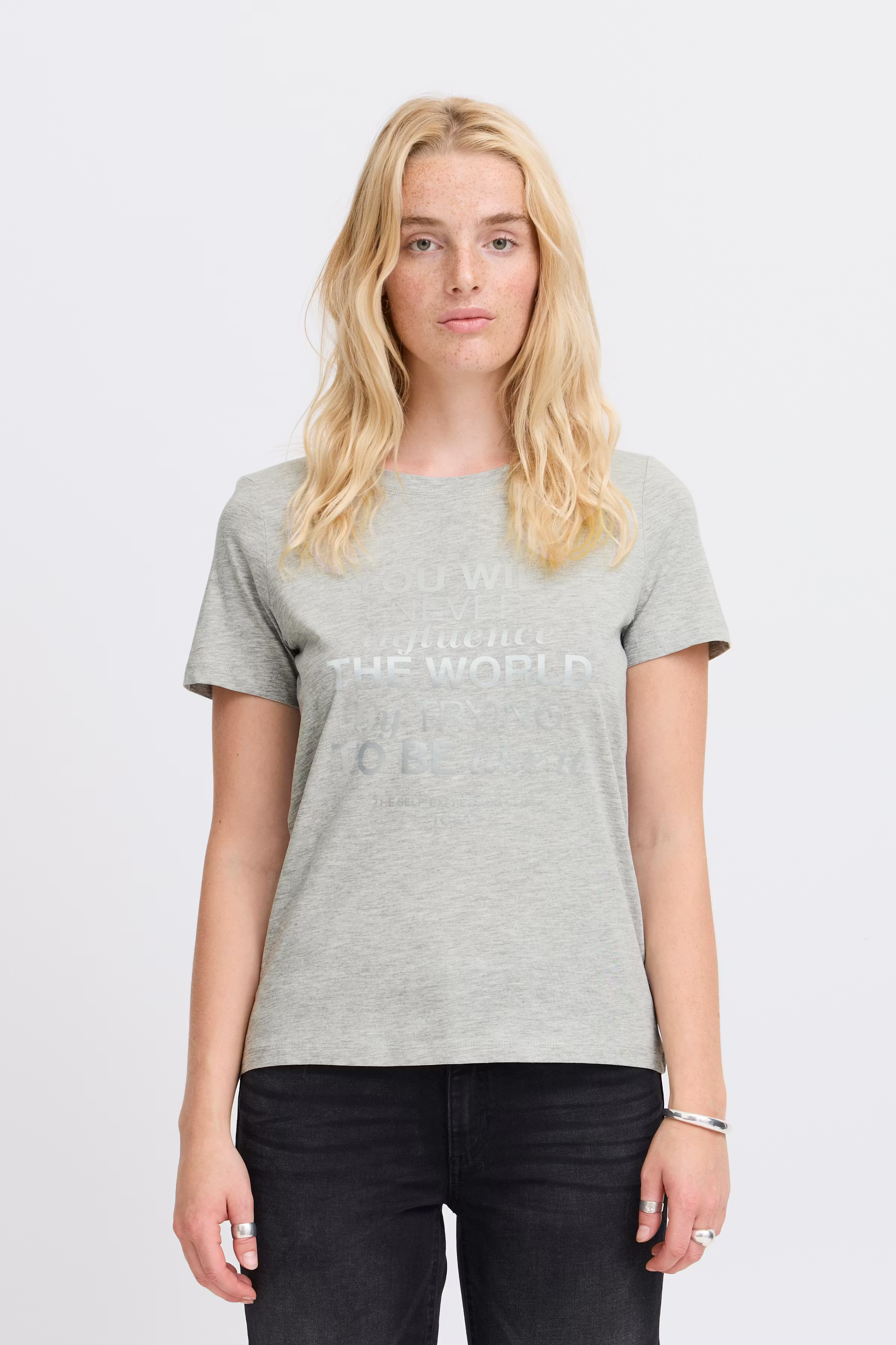 IHKAMILLE T-shirt LOOKBOOK FRONT 20121358-200318