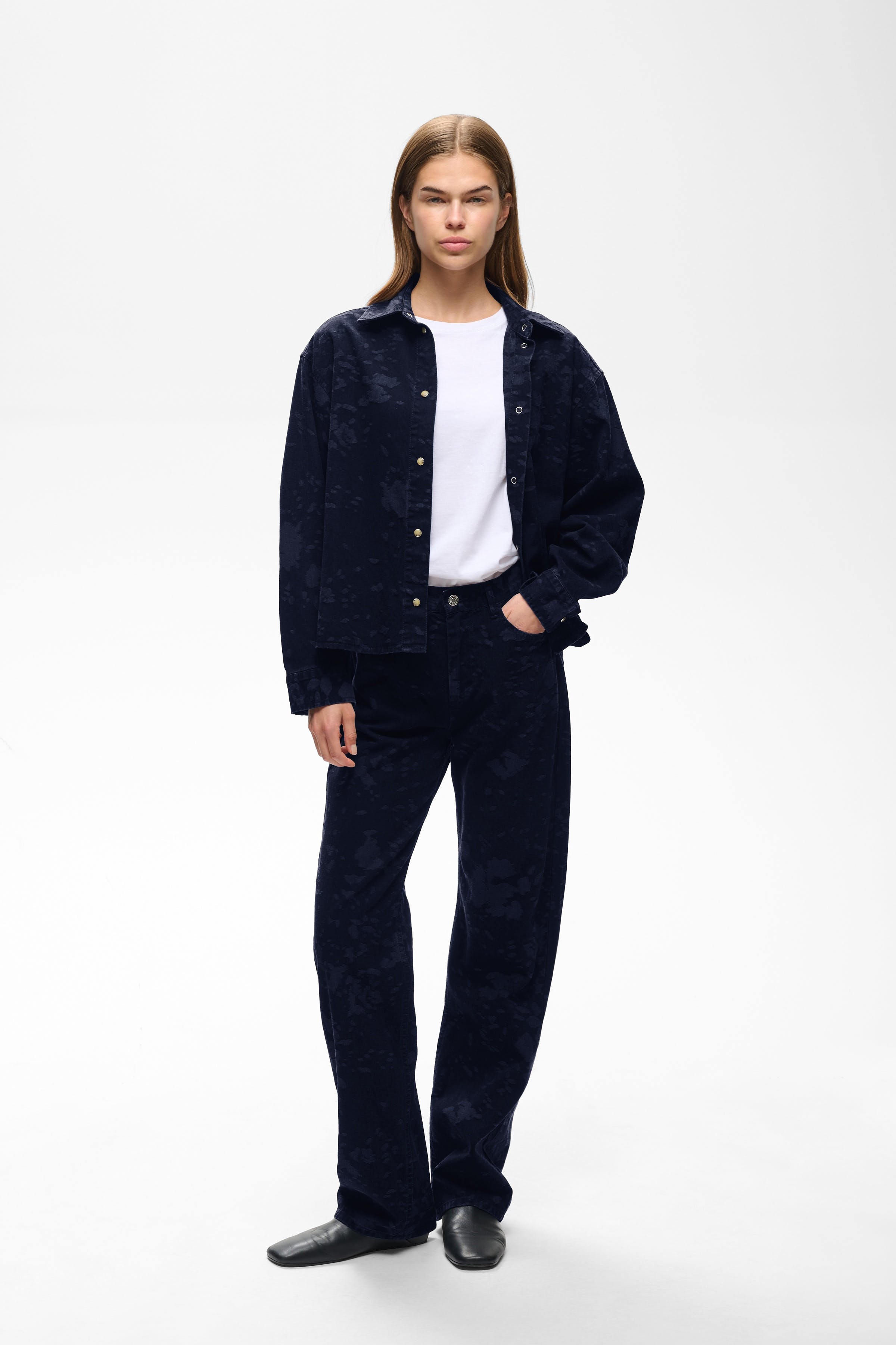 GILDAIW Jeans LOOKBOOK FRONT 30112610-900009035