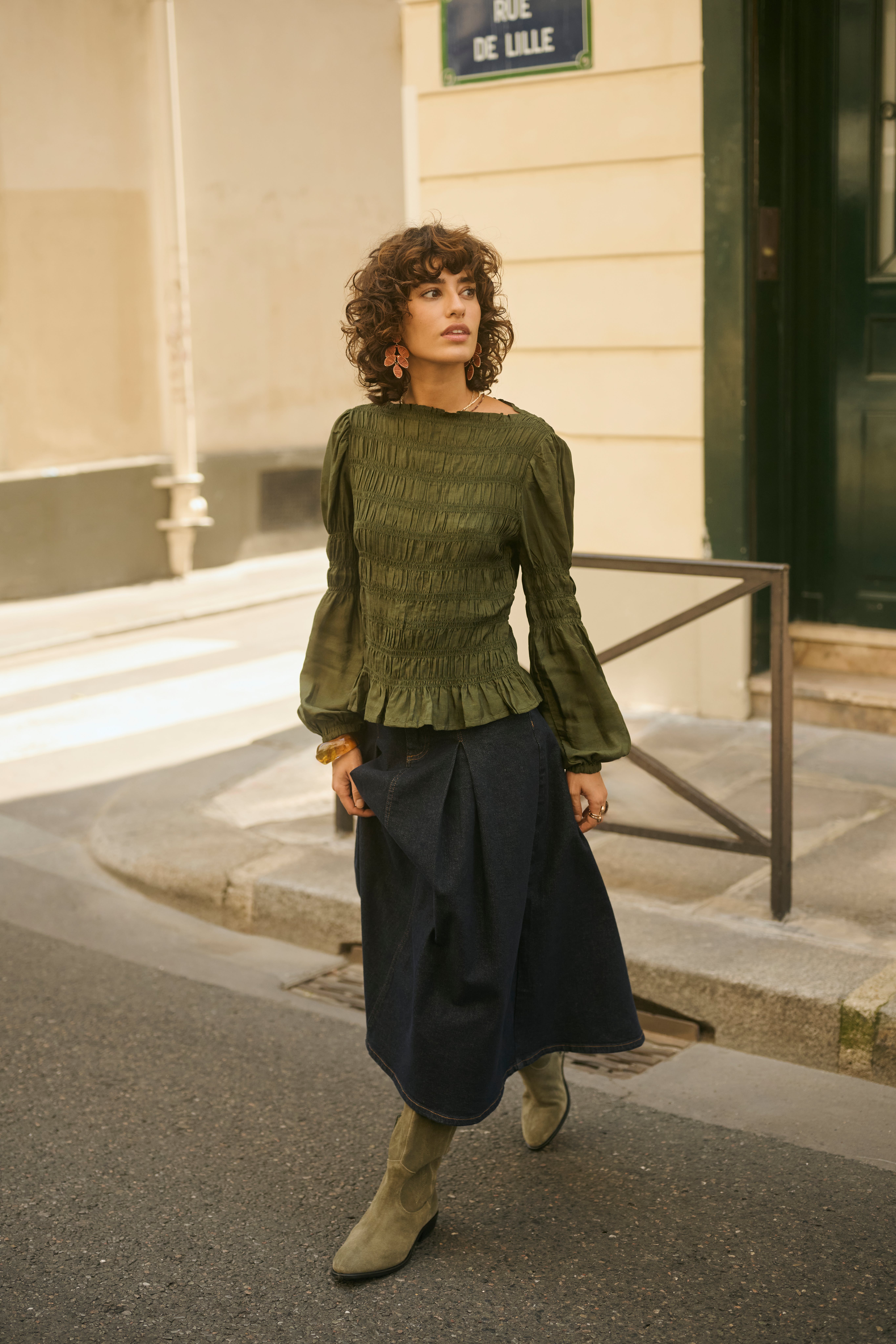 CRHenva Bluse LOCATION NONE 10607869-190419