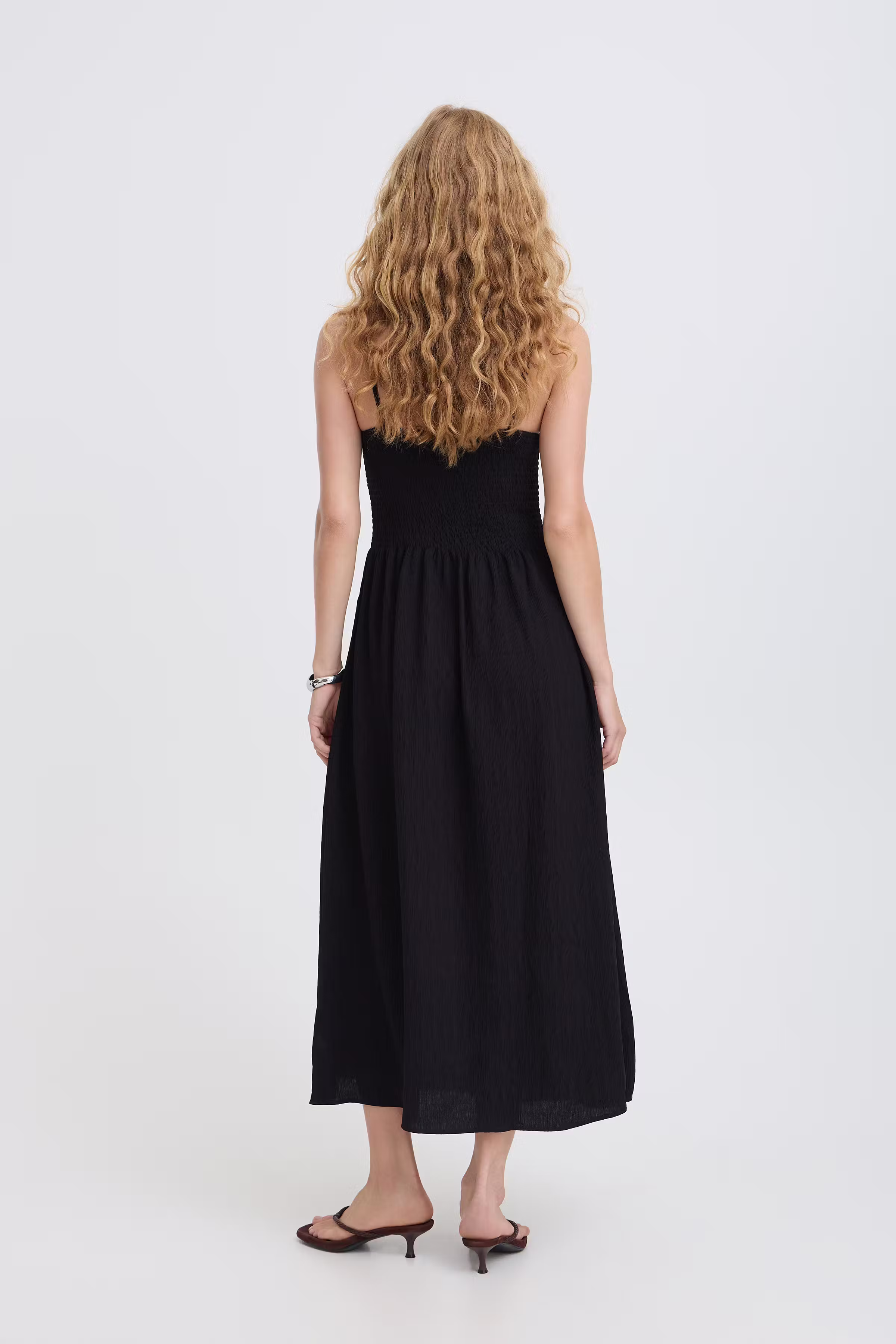 BYXFILIPA Kjole LOOKBOOK BACK 20817304-194008
