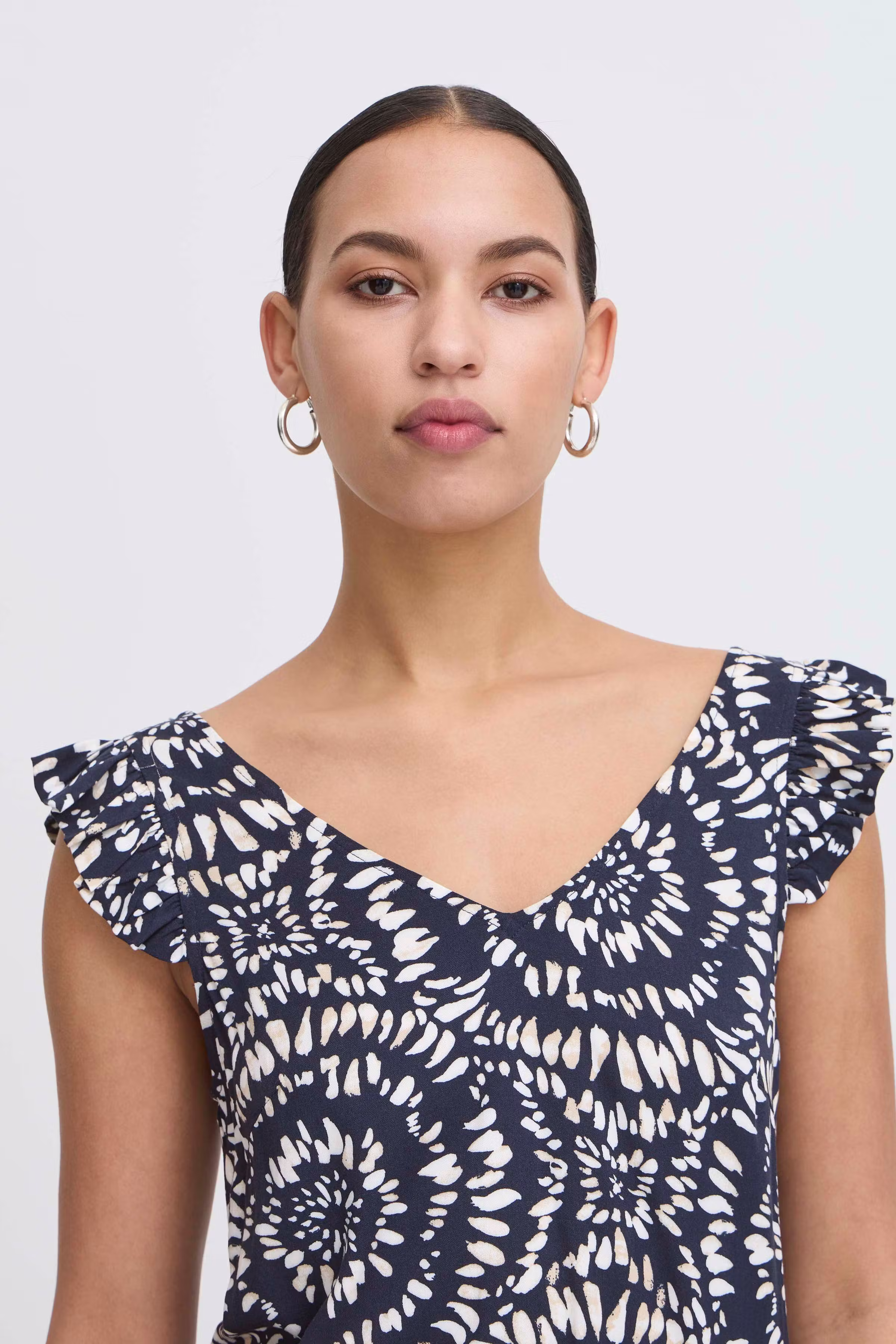 IHAYA Top LOOKBOOK DETAIL 20123322-204613