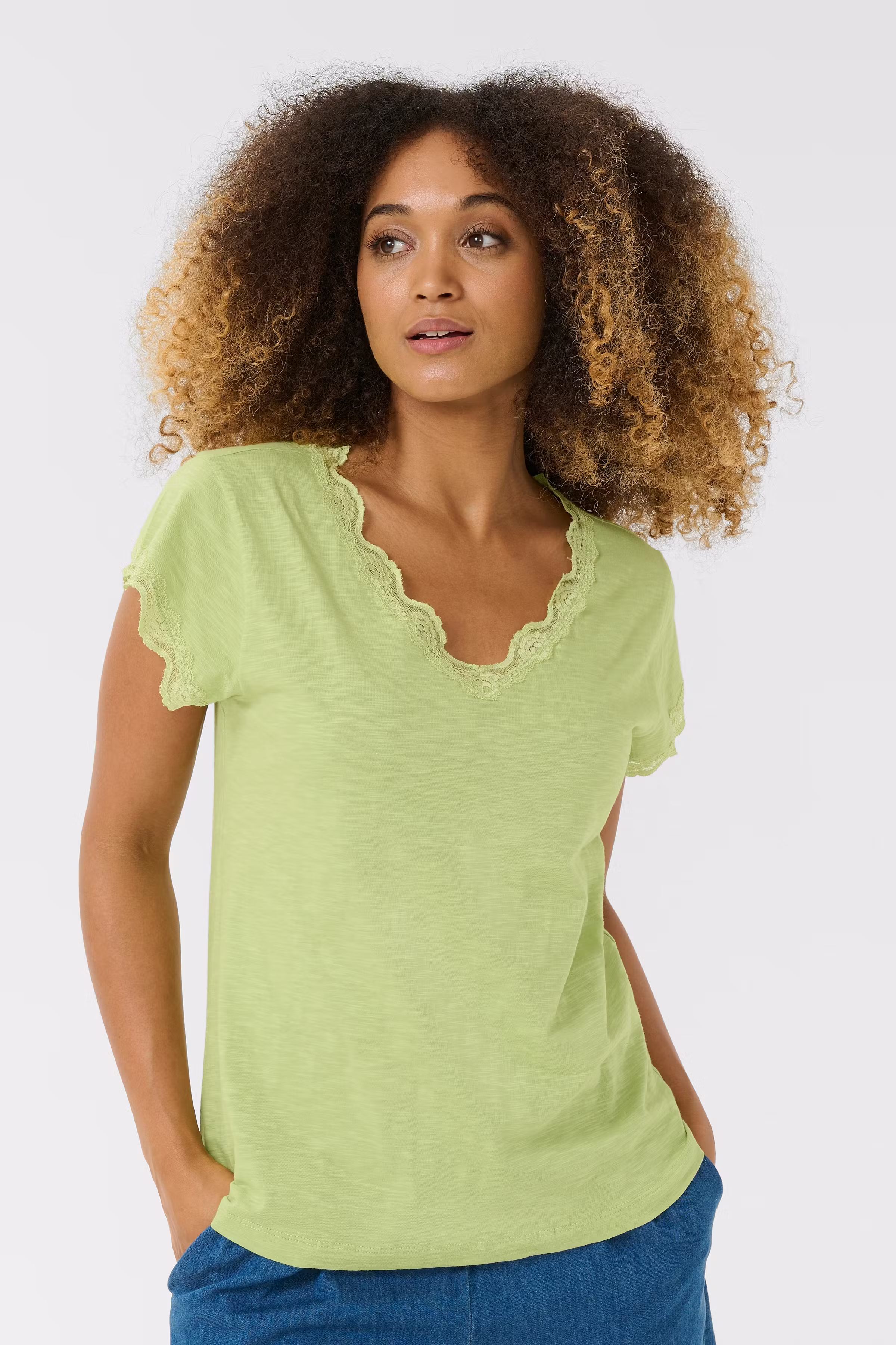 CUbiana T-shirt LOOKBOOK FRONT 50111510-140223