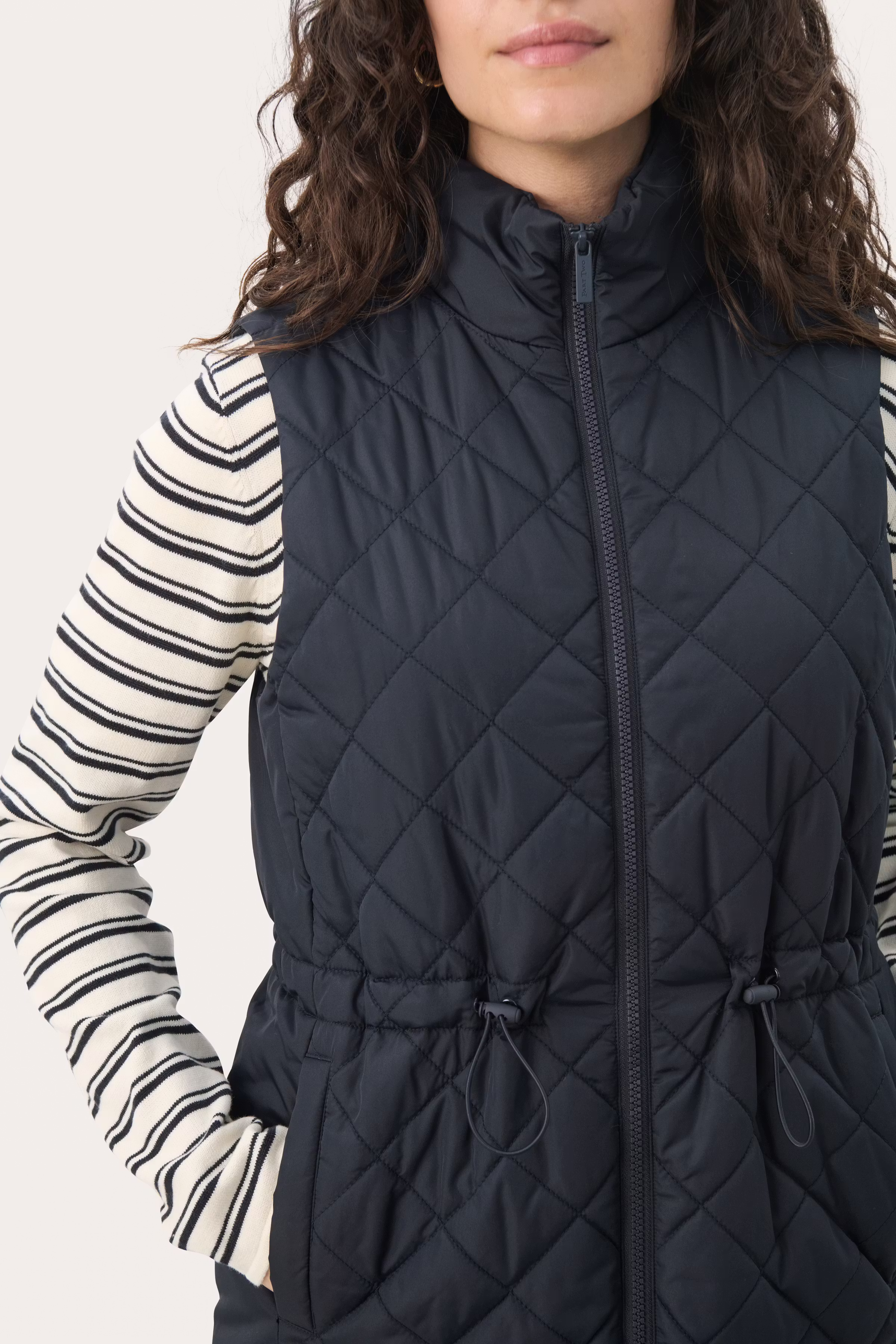 NanetPW Warme Weste LOOKBOOK DETAIL 30309182-194013