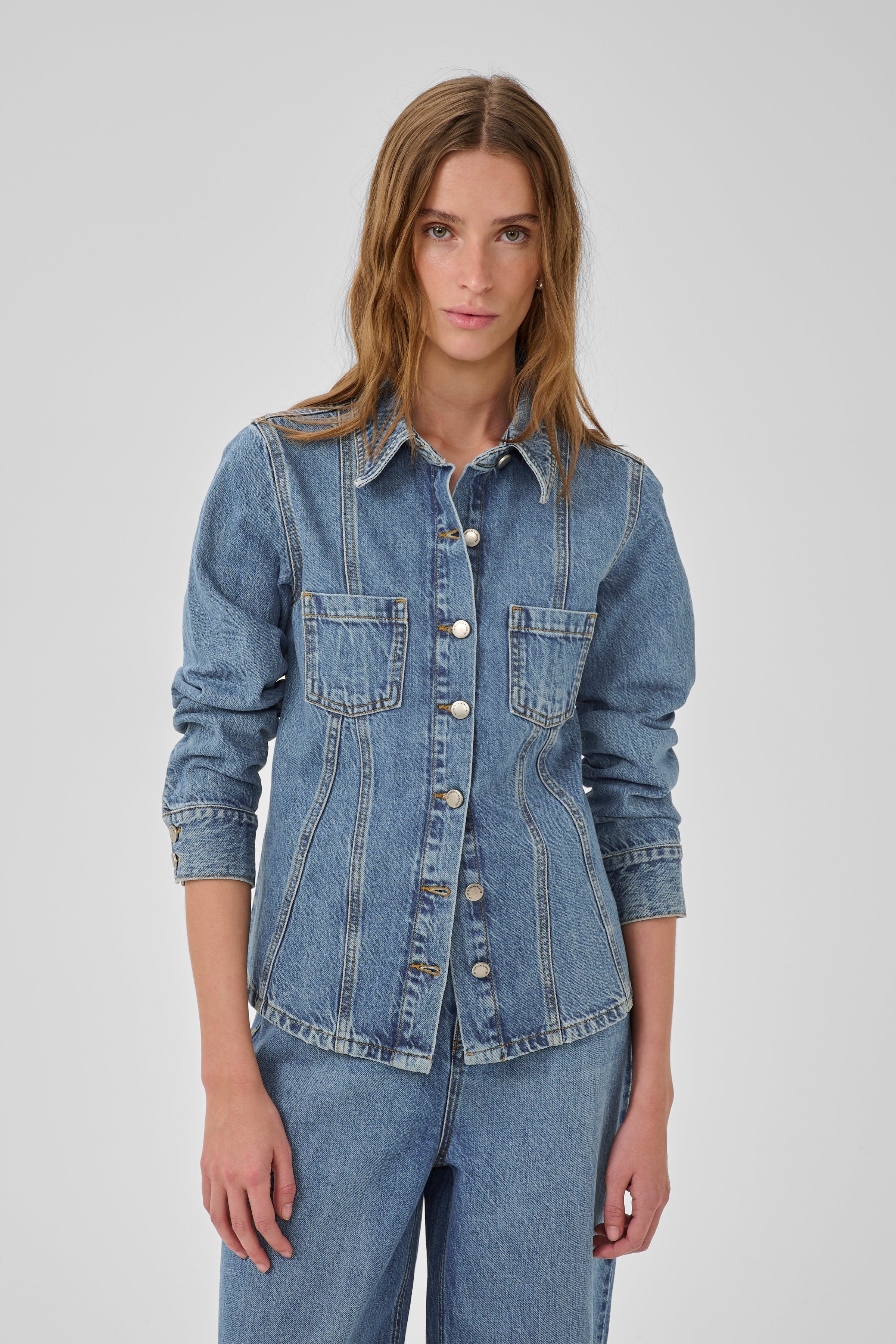 MWAgnes Skjorta LOOKBOOK FRONT 10705441-100055