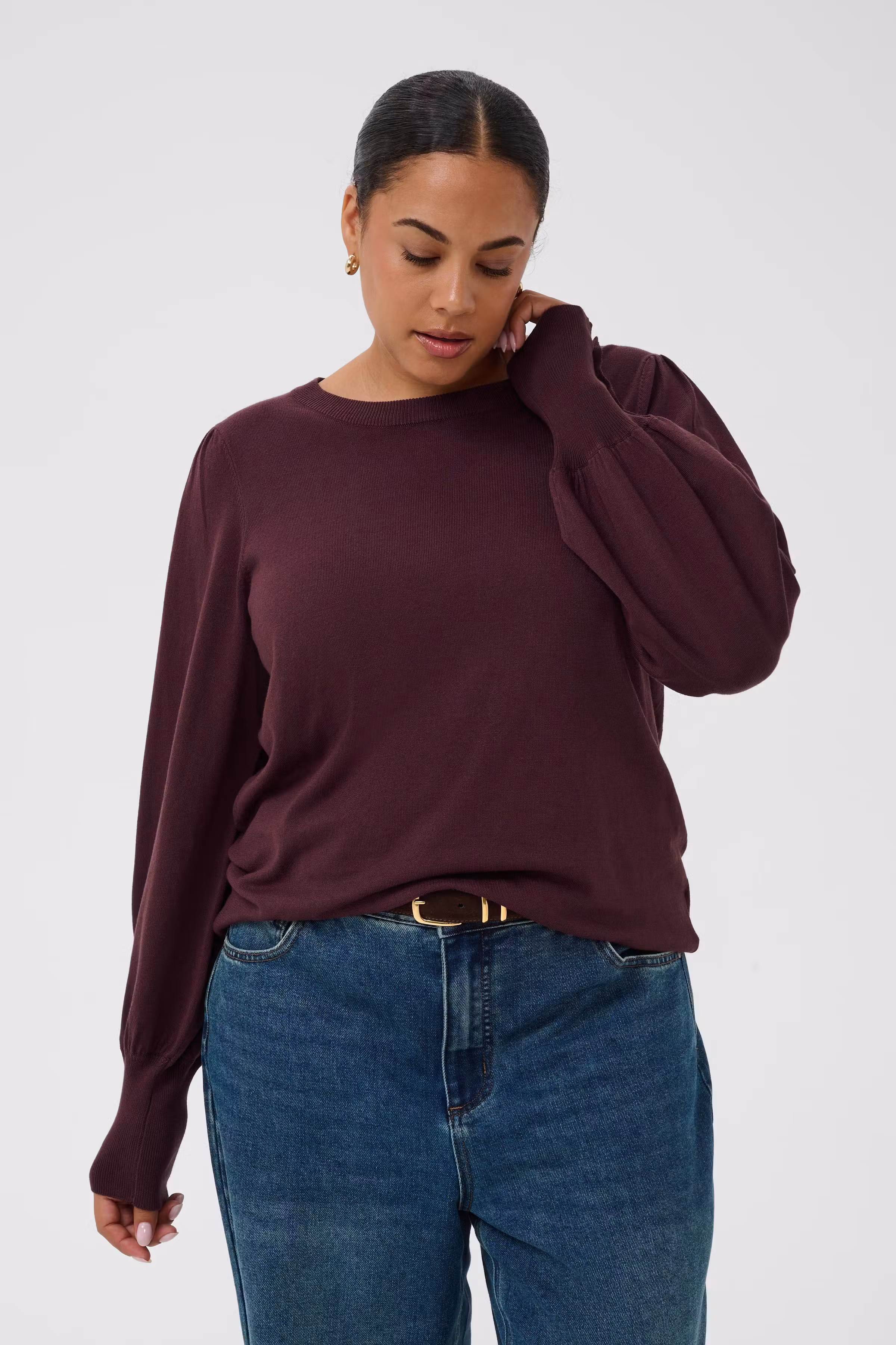 KClizzy Pullover LOOKBOOK FRONT 10584451-191619