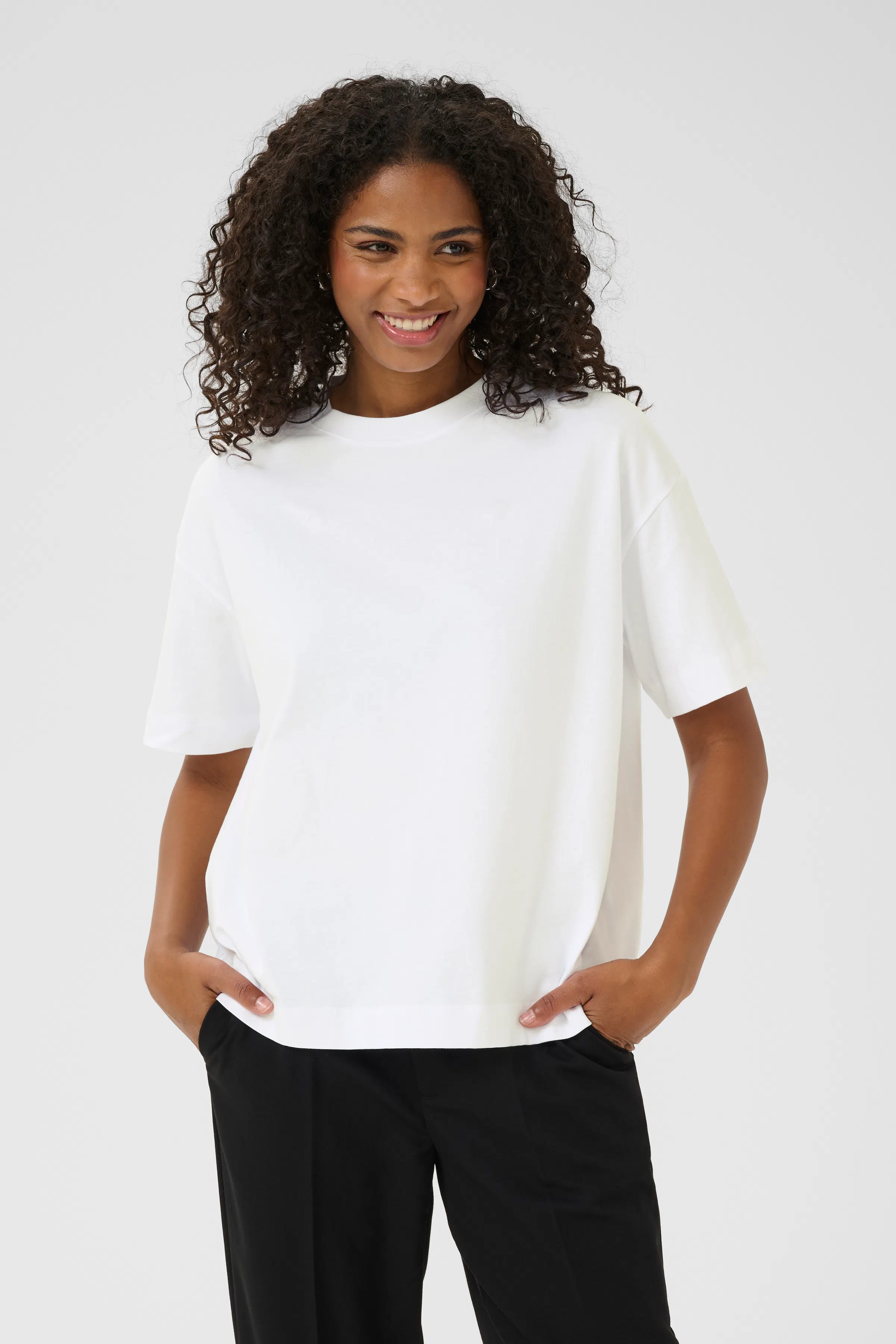 KAadelina T-shirt in optical white/red text print cotton | KAFFE