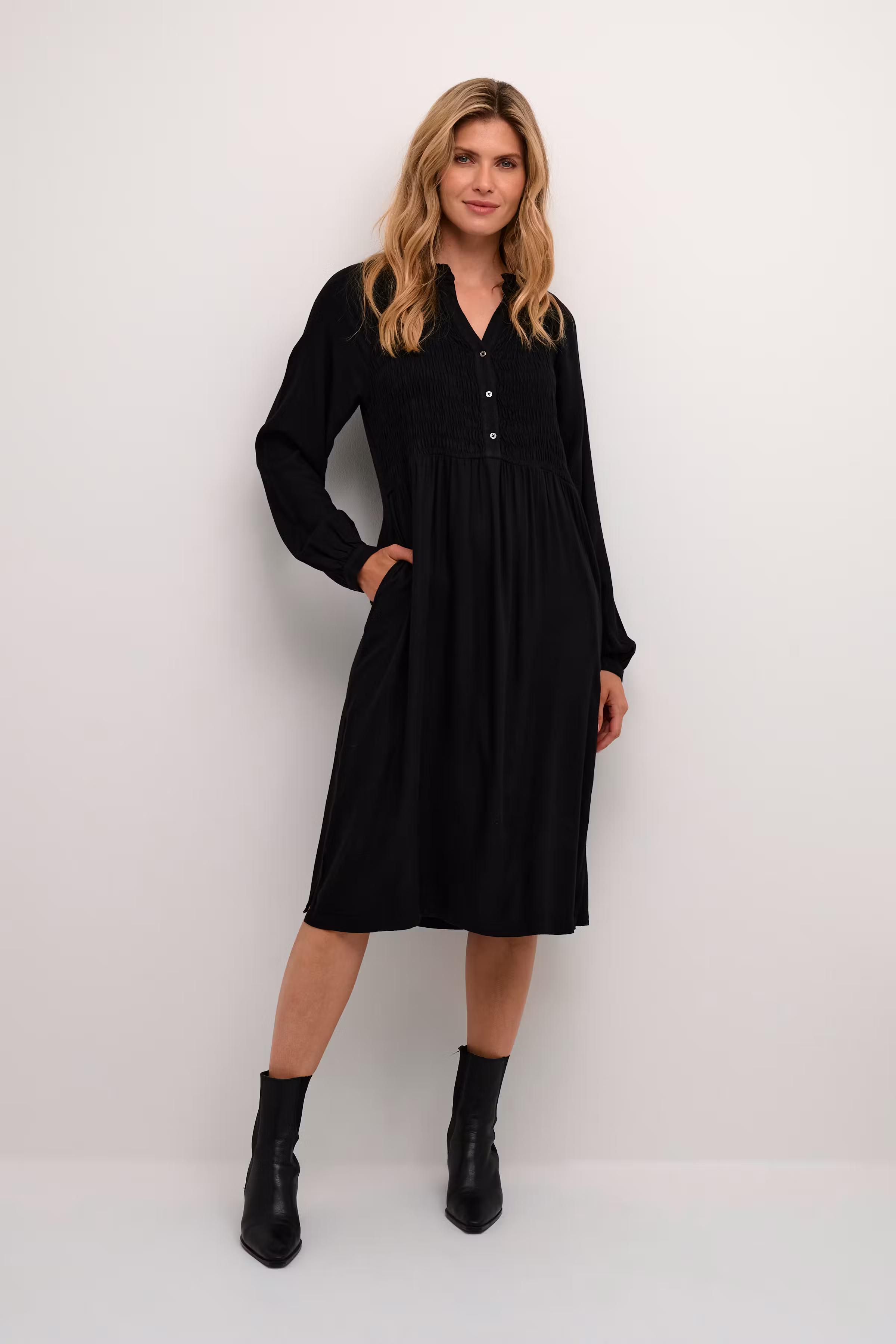 BPanna Kleid LOOKBOOK FRONT 10590557-100121B