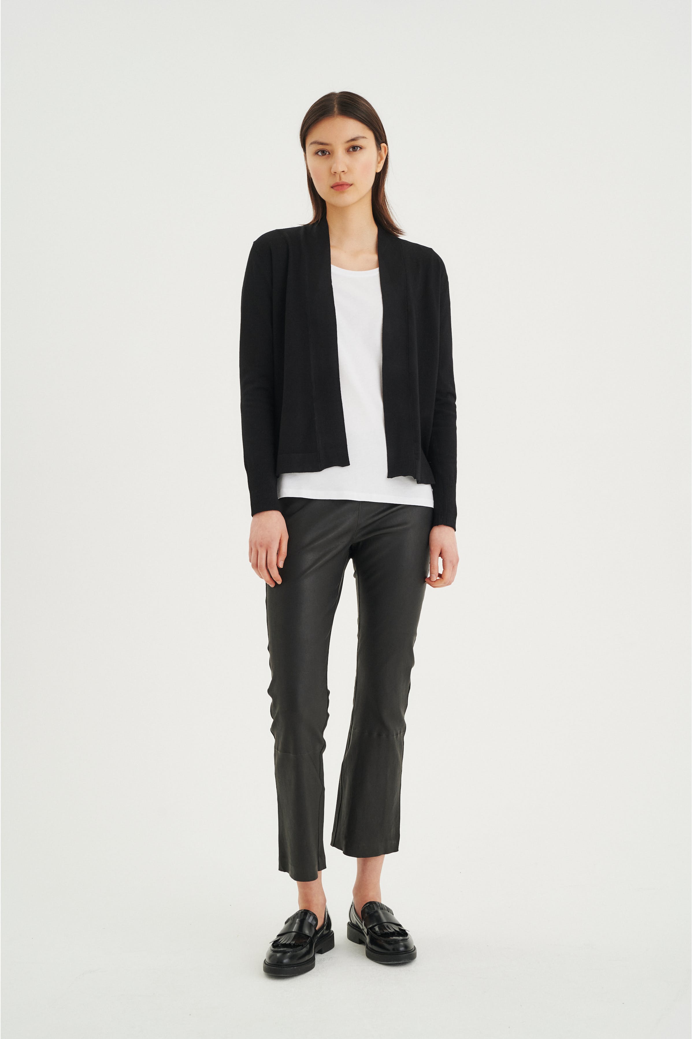 Strick-Cardigan LOOKBOOK FRONT 30100786-10050