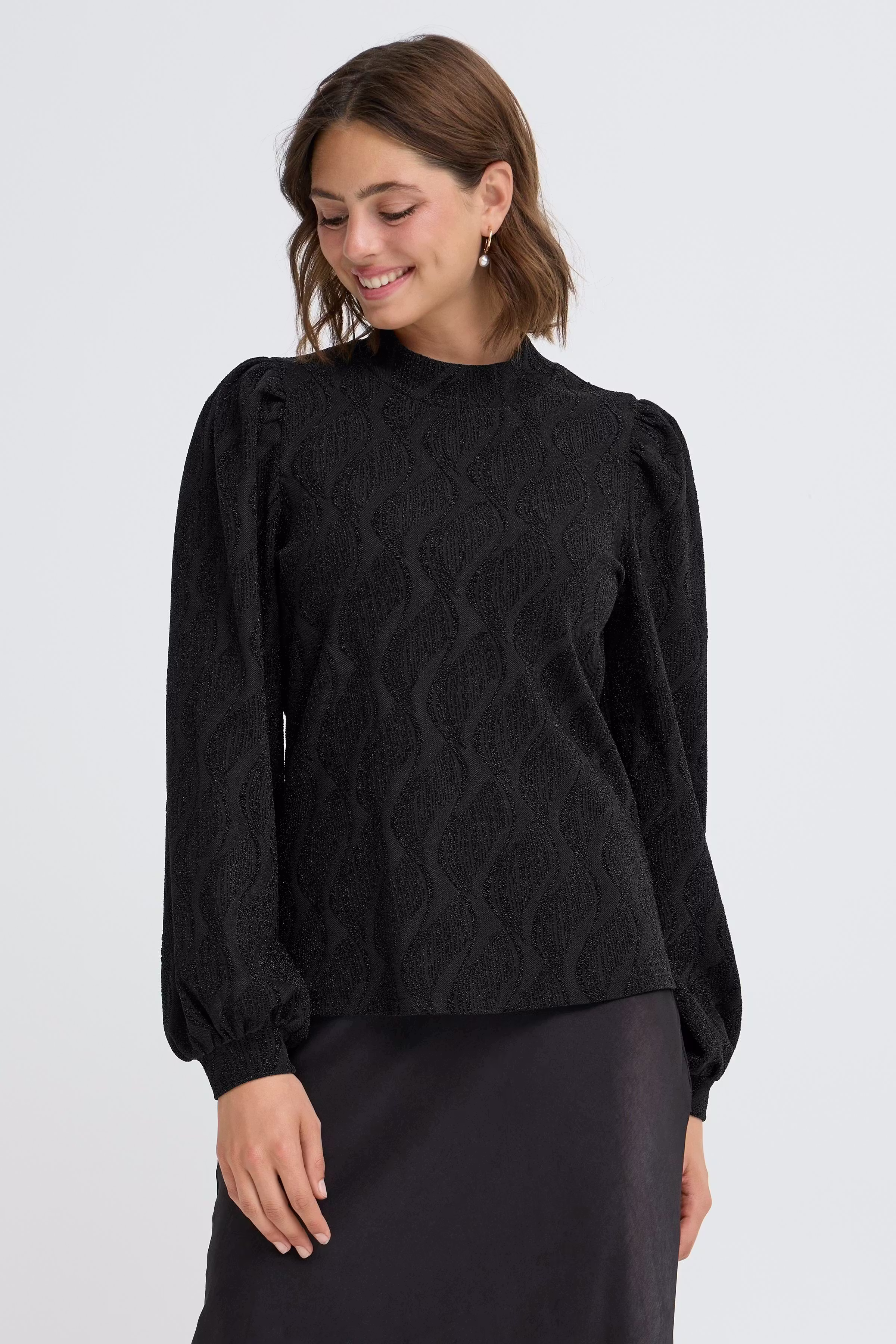 FRAVALON T-shirt LOOKBOOK FRONT 20617218-900002676