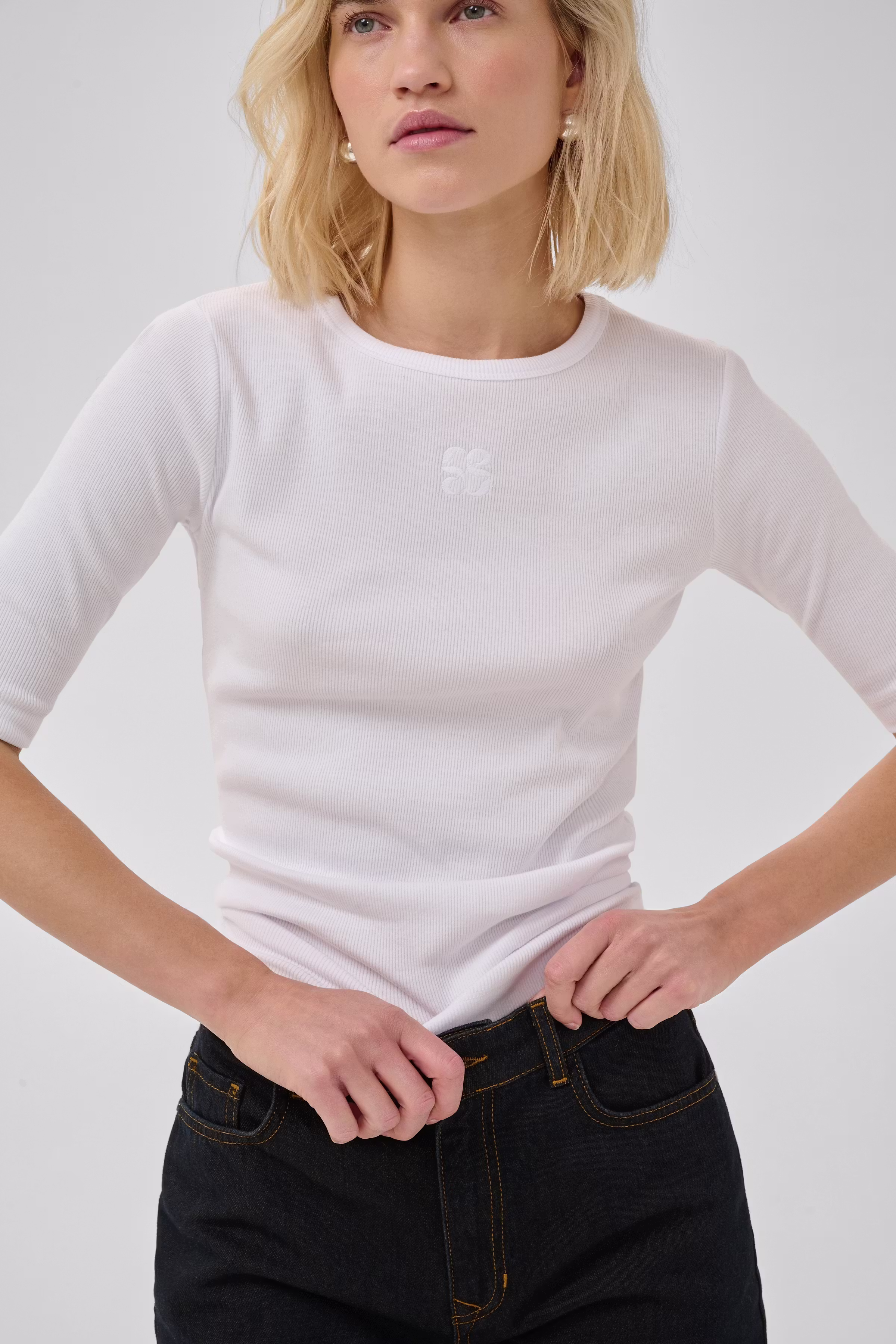 MWMandy T-shirt LOOKBOOK DETAIL 10705671-110601