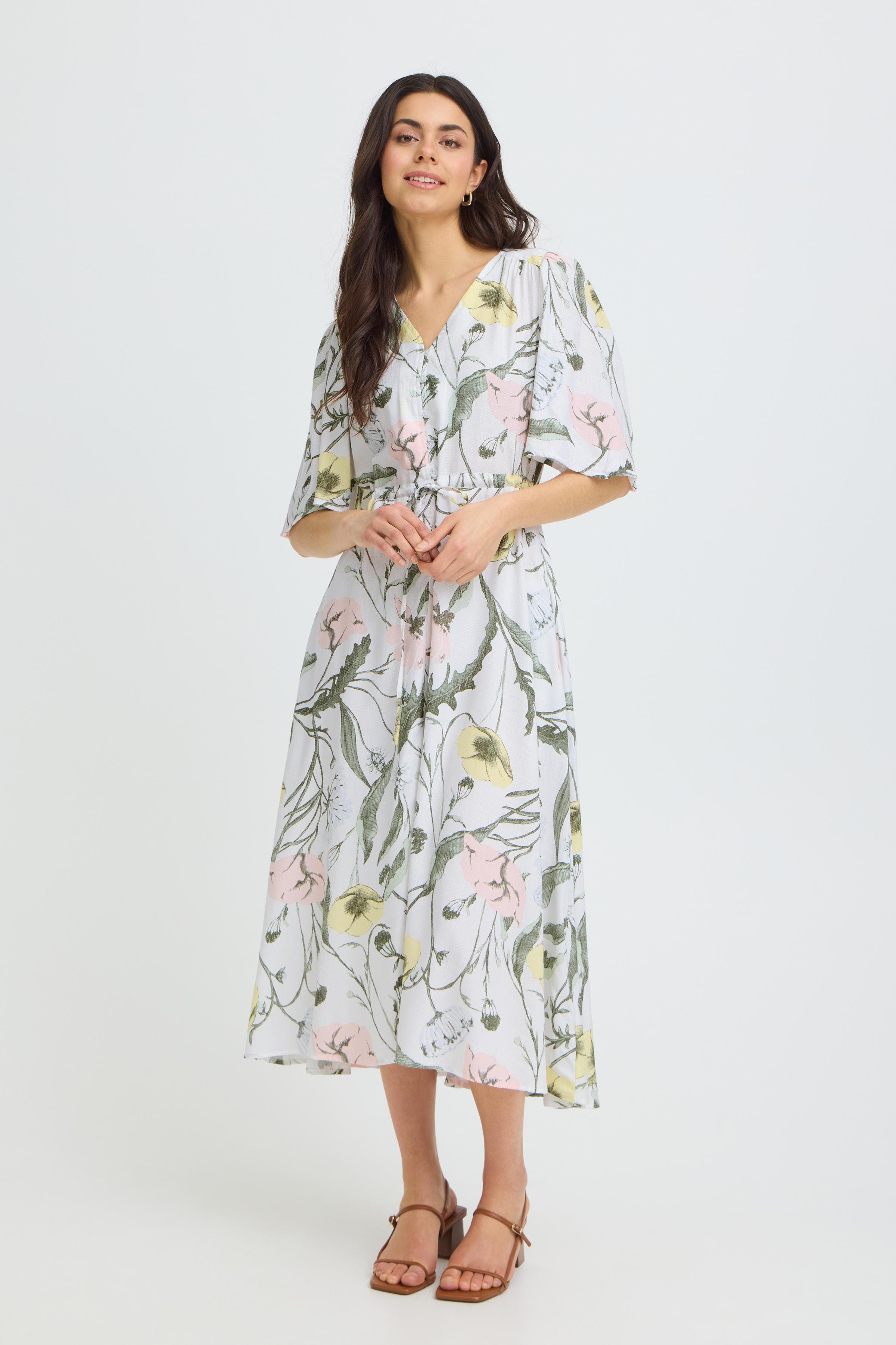 FRLAYA Klänning LOOKBOOK FRONT 20617671-900008522