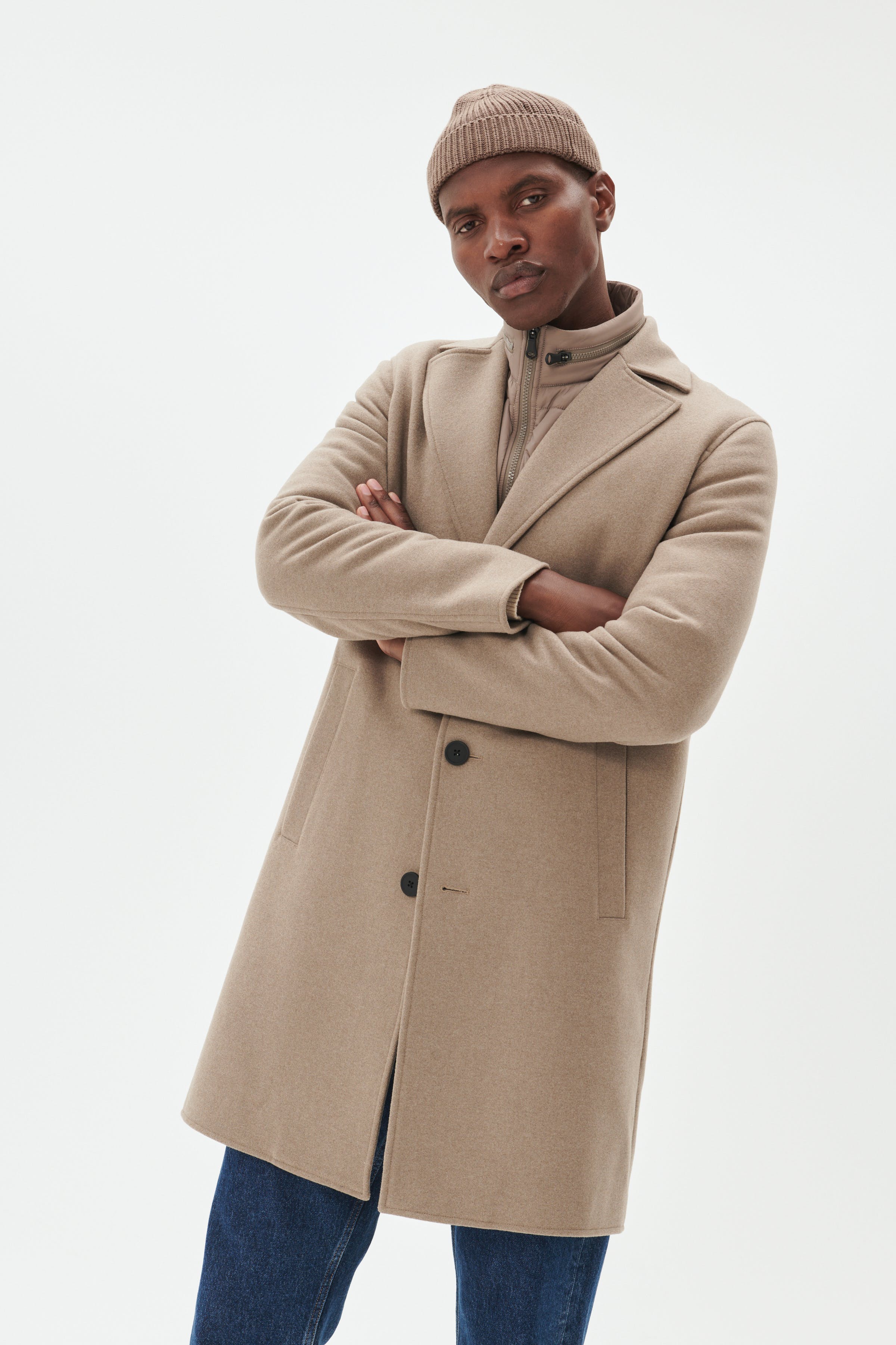 MAbreather Mantel LOCATION NONE 30207447-181108