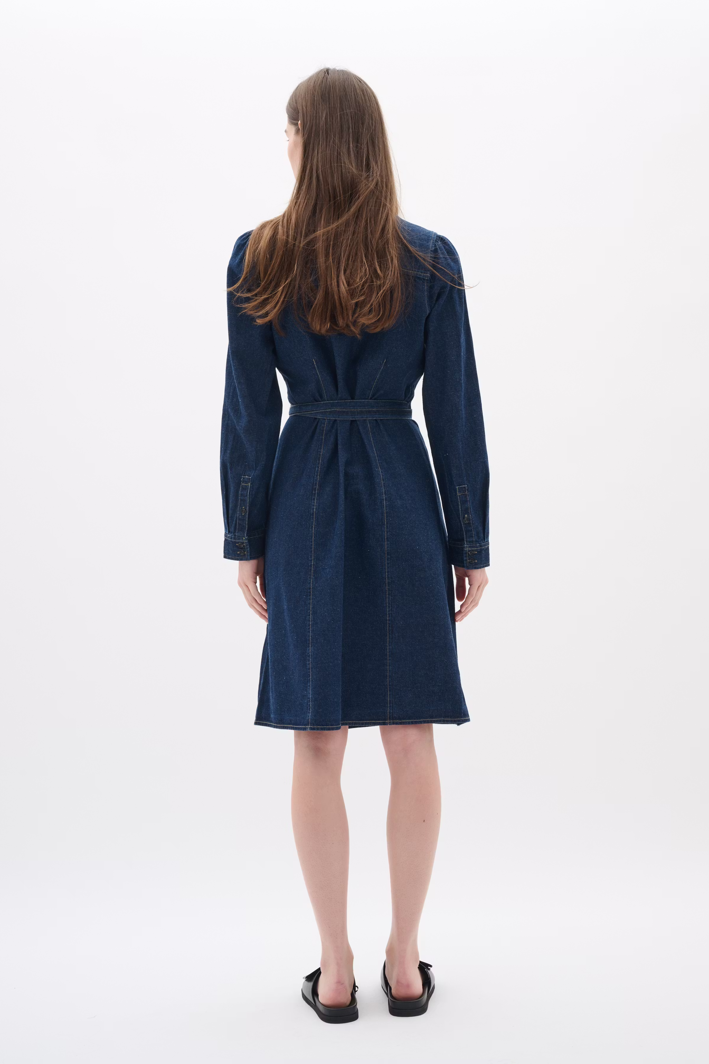 DafinaIW Jurk LOOKBOOK BACK 30110680-300013