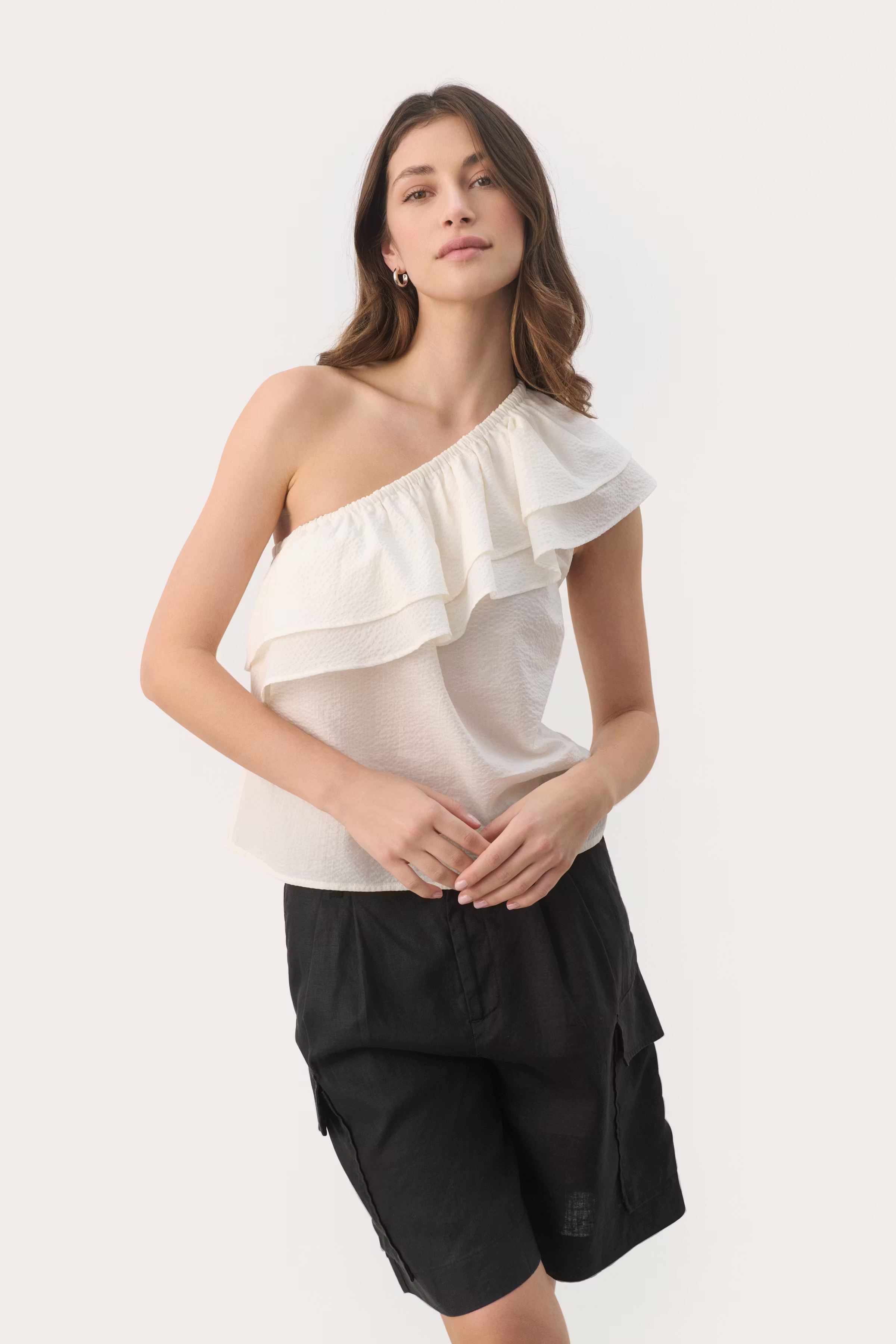 GinniePW One-shoulder top LOCATION NONE 30308623-114801