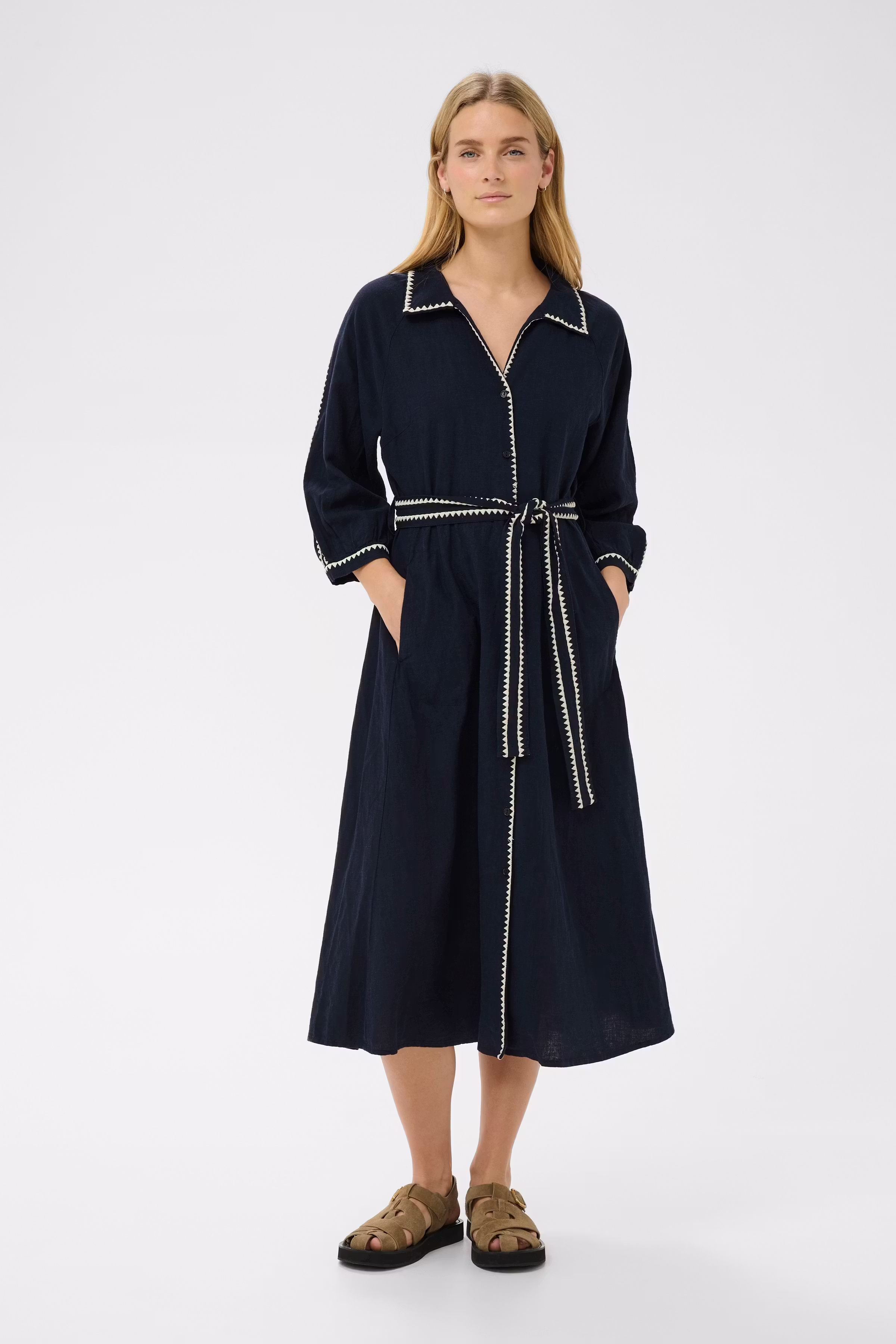 SiciliasPW Dress LOOKBOOK FRONT 30310418-194109