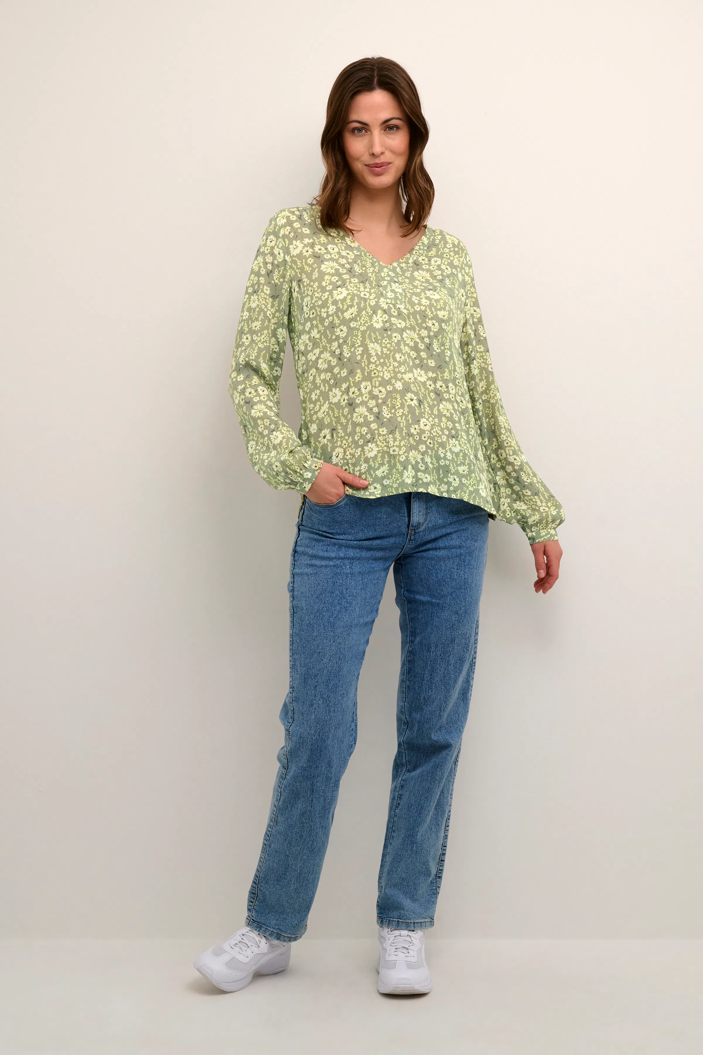 KAjanet Bluse LOOKBOOK FRONT 10552006-104912