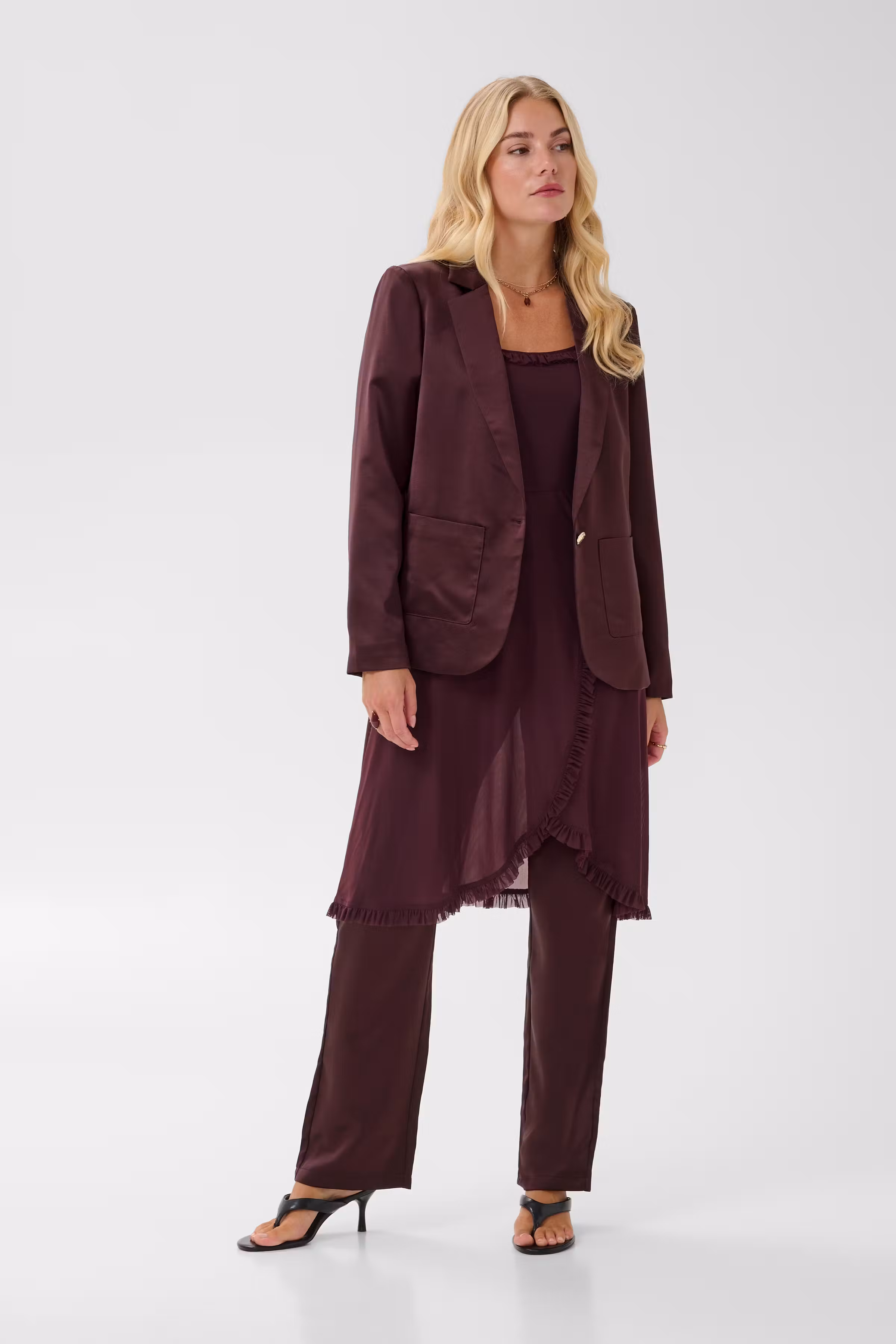 CRCocamia Blazer LOOKBOOK FRONT 10614366-191619