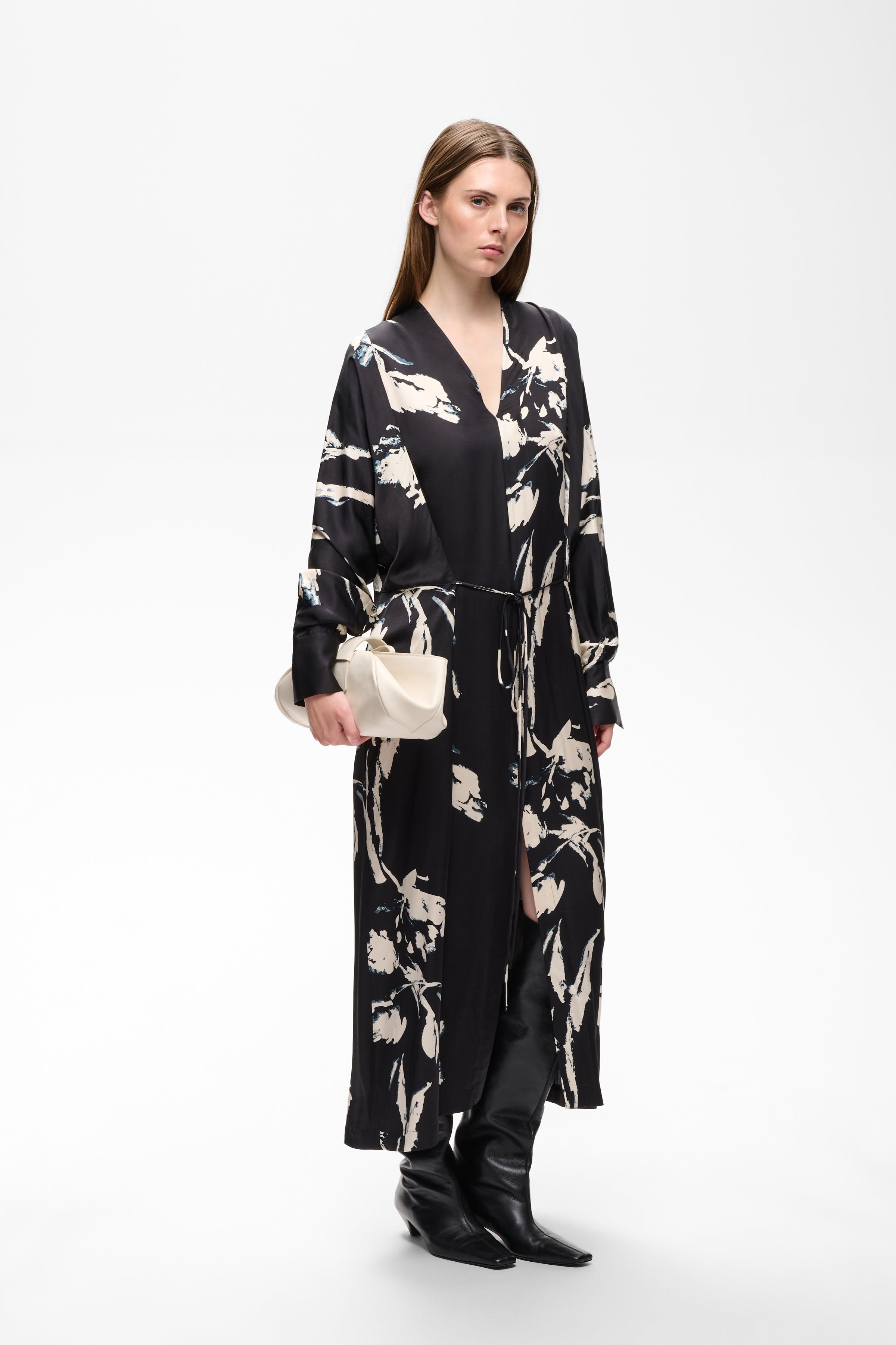 MEADOWIW Kleid LOOKBOOK FRONT 30112824-900013037
