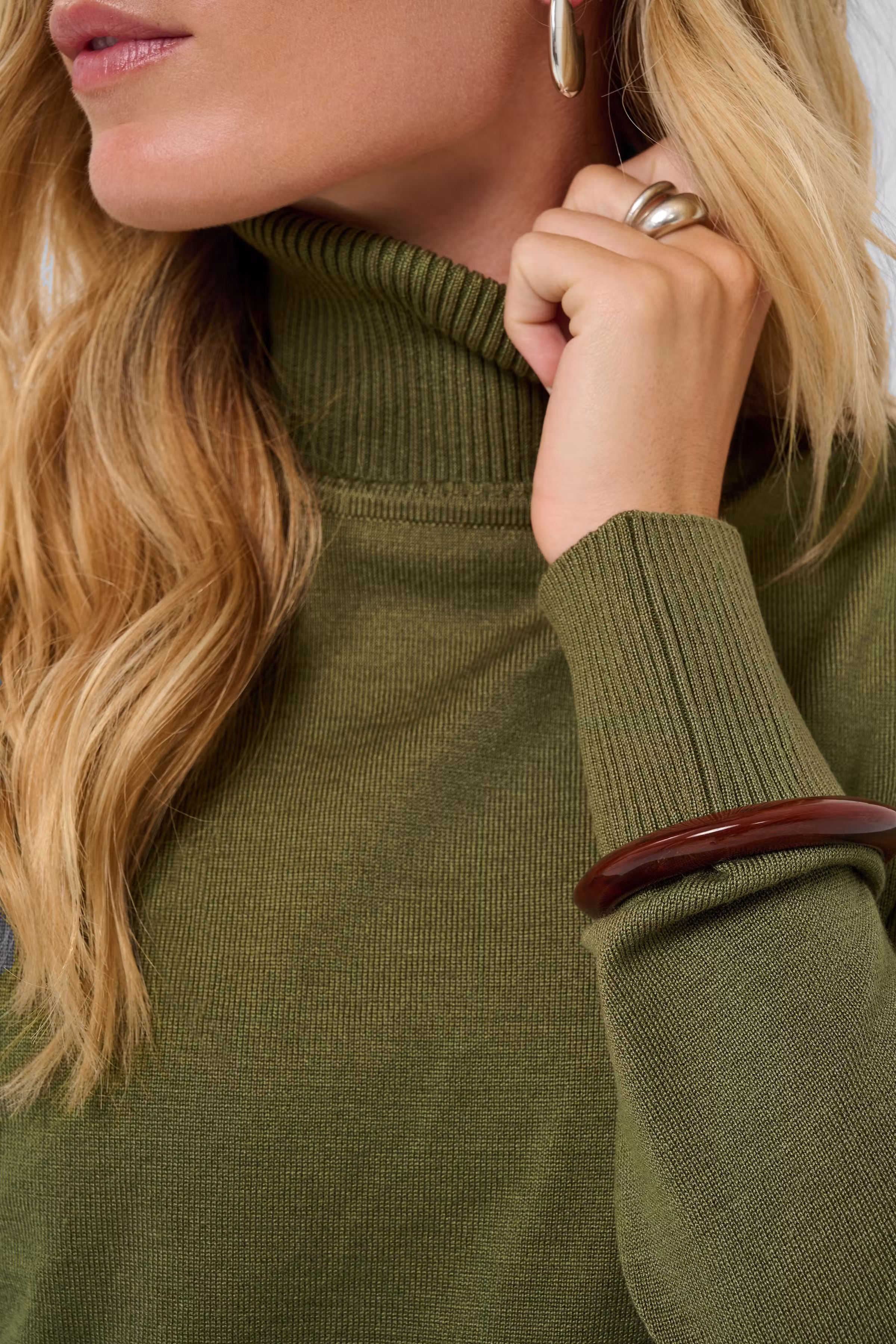 MilaSZ Rollneck Pullover LOOKBOOK DETAIL 30500018-1804201