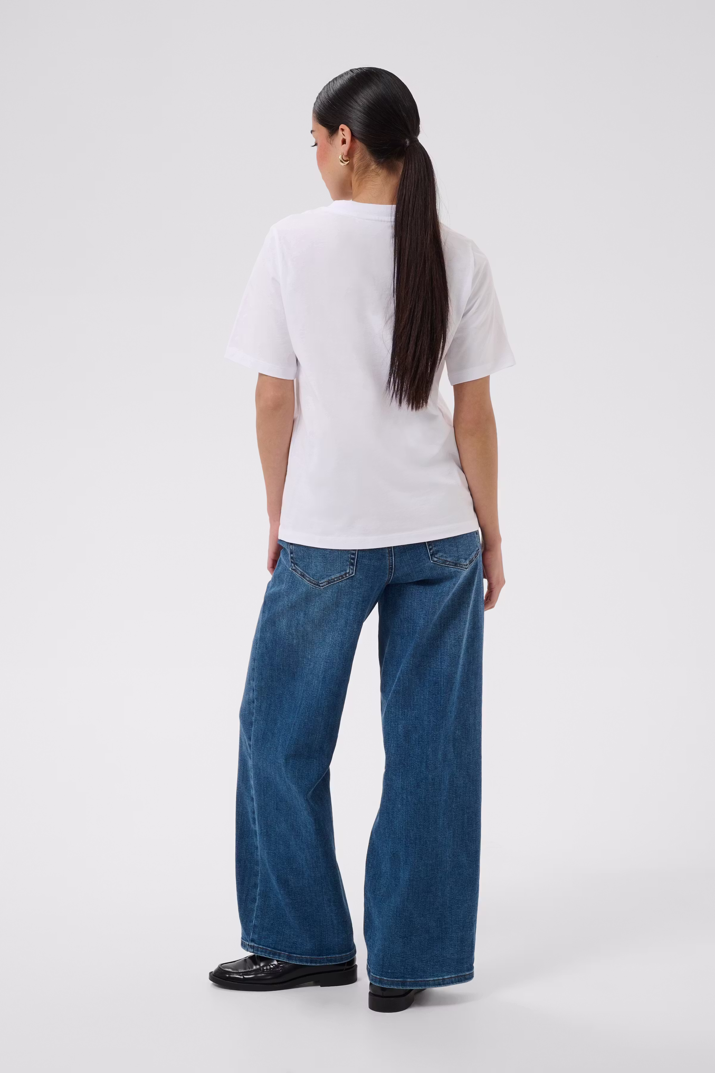 KAamse T-shirt LOOKBOOK BACK 10511890-110601