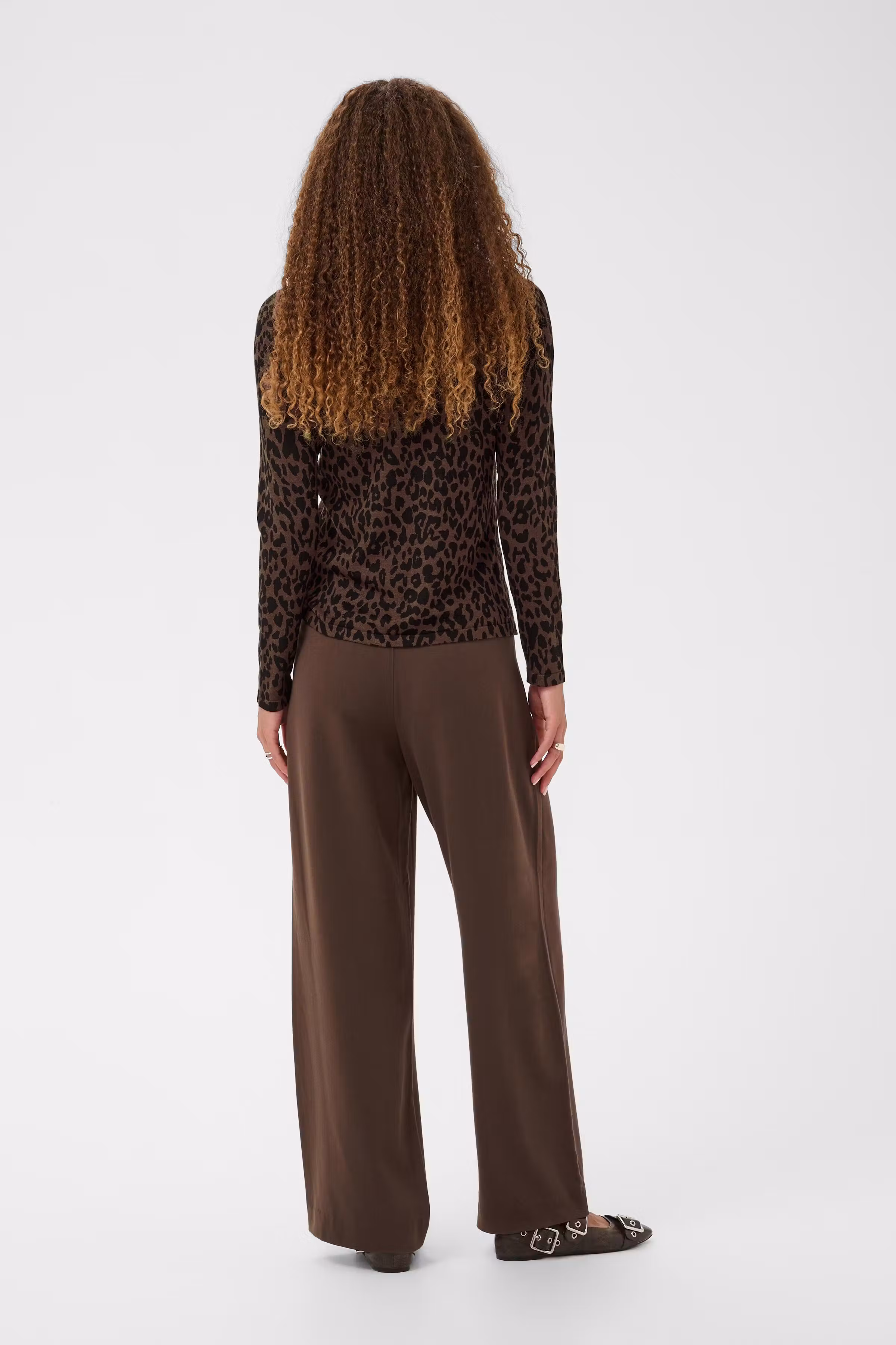 ZhilaSZ Cardigan LOOKBOOK BACK 30513973-303646