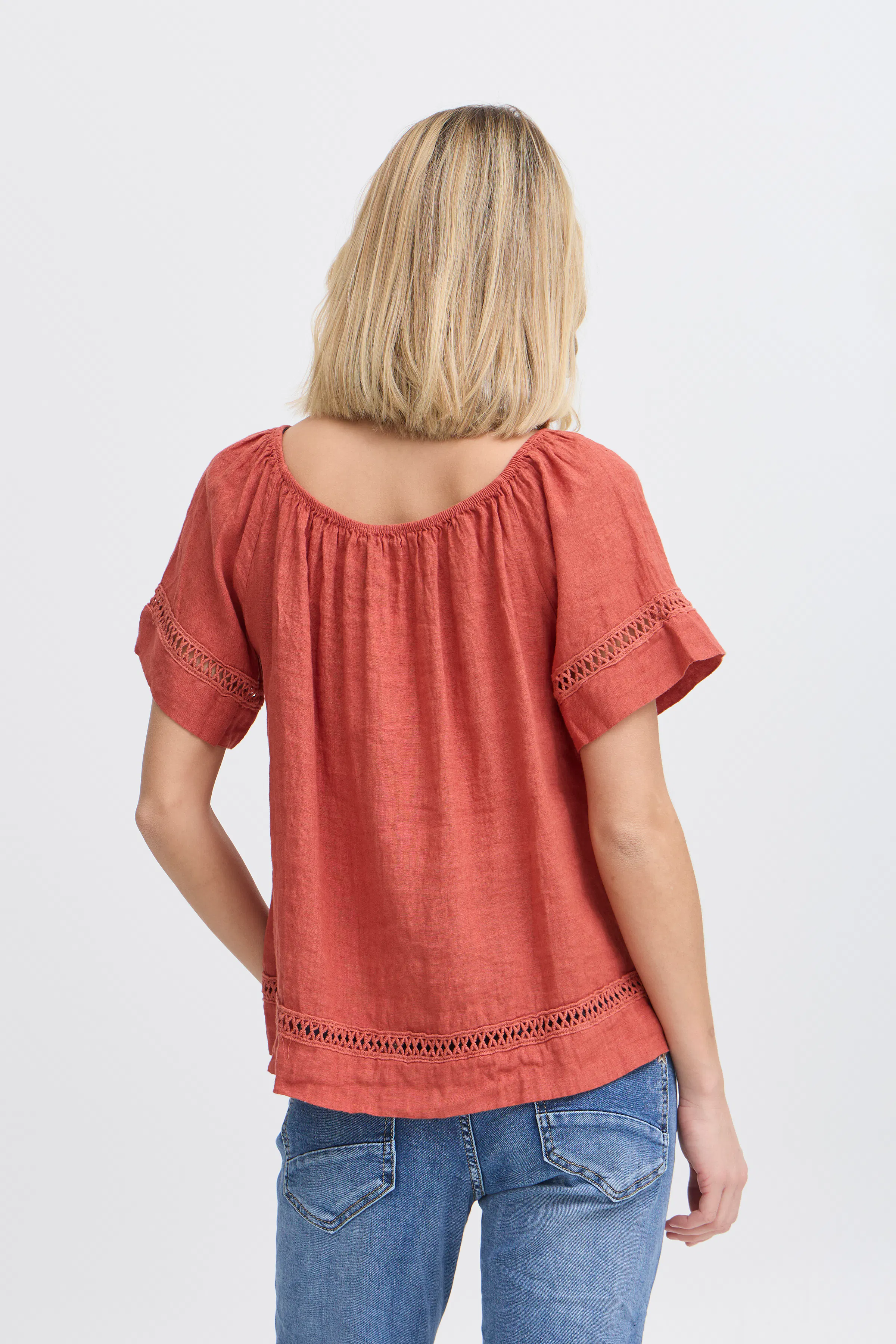 SBFONTANELLE Bluse LOOKBOOK BACK 22100885-181443