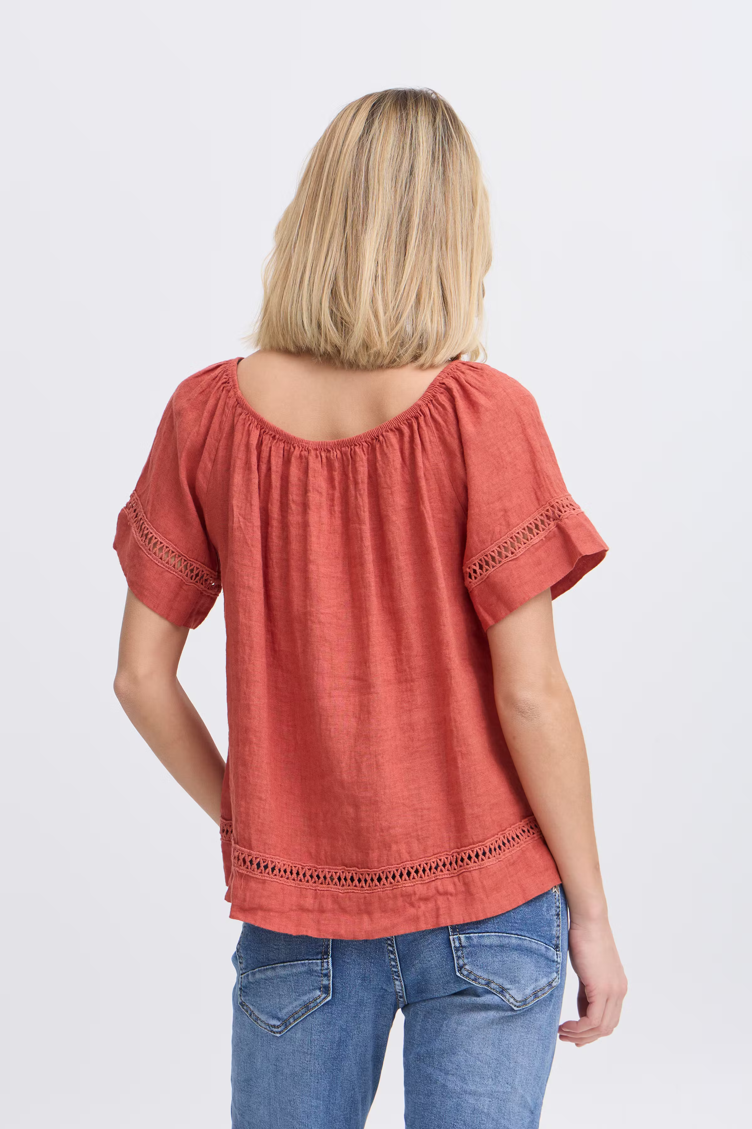 SBFONTANELLE Bluse LOOKBOOK BACK 22100885-181443