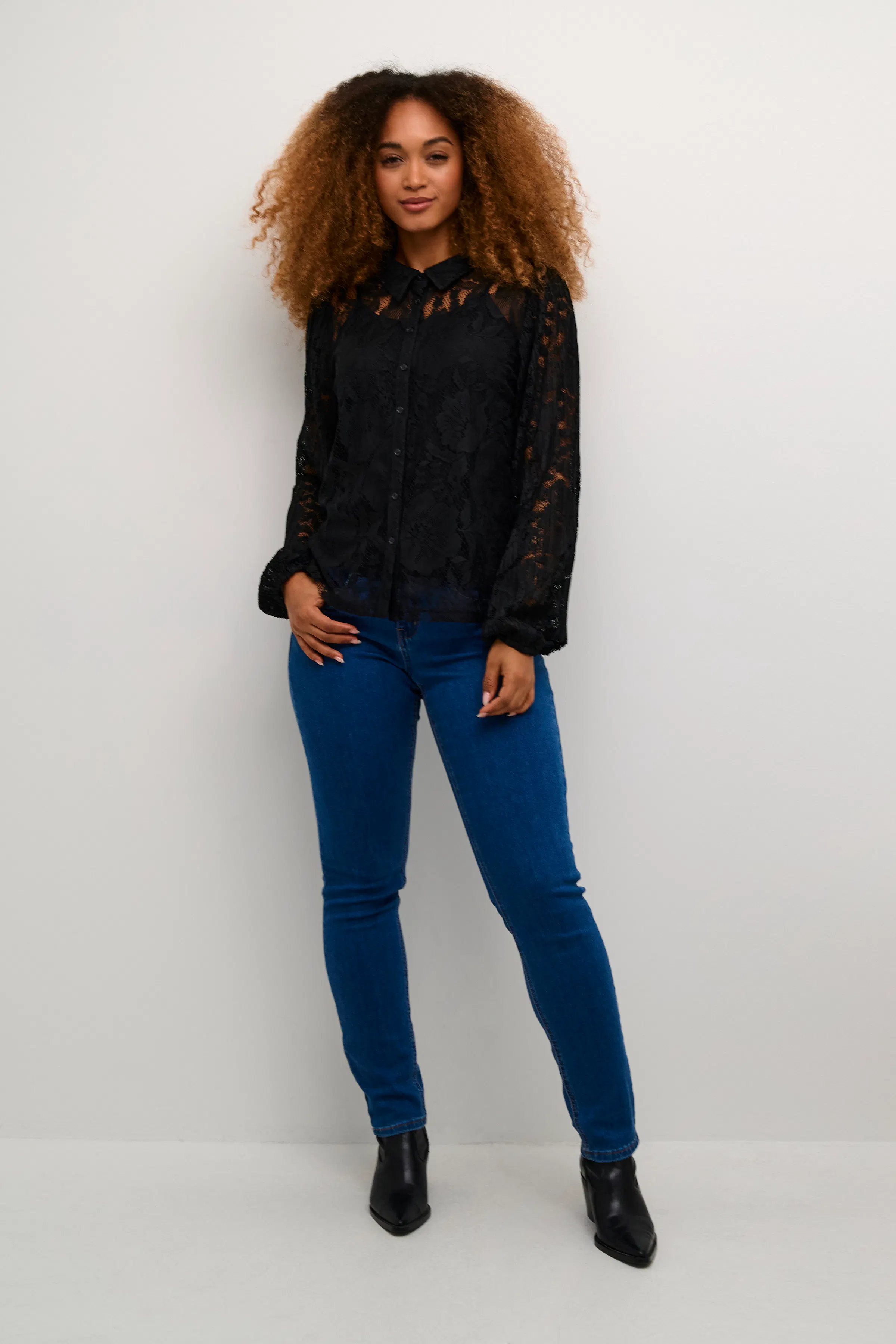 CRKanni Skjorte LOOKBOOK FRONT 10612936-100120