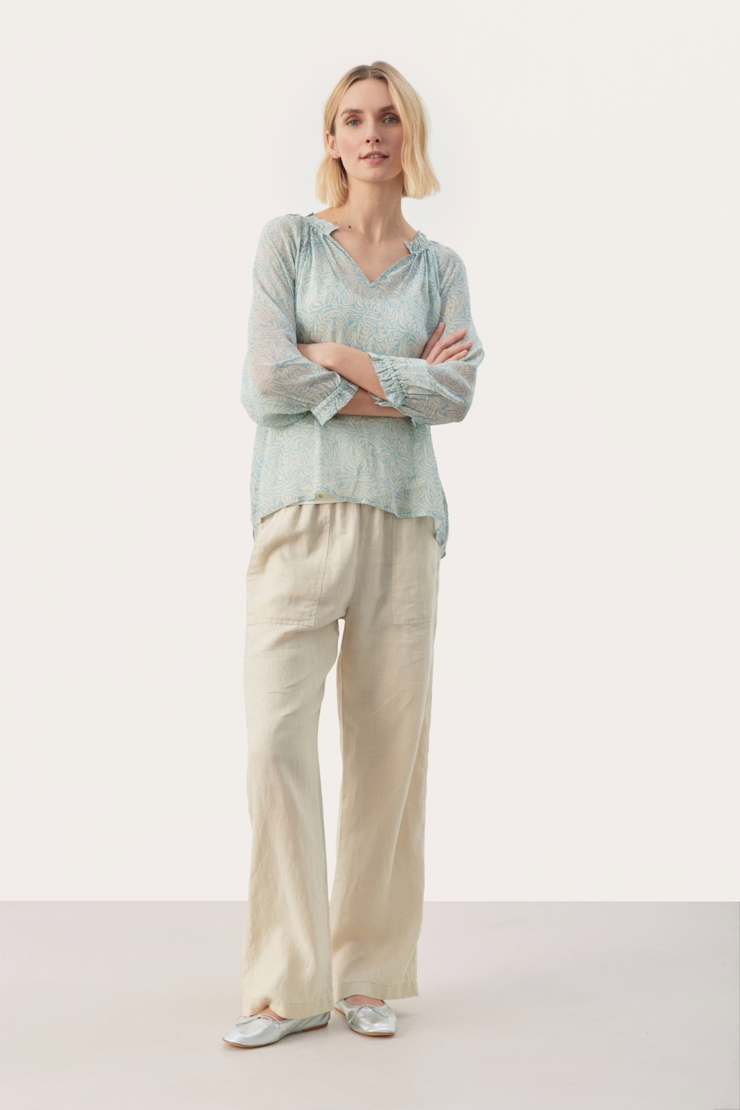 ElsiaPW Blus LOOKBOOK FRONT 30308415-302742