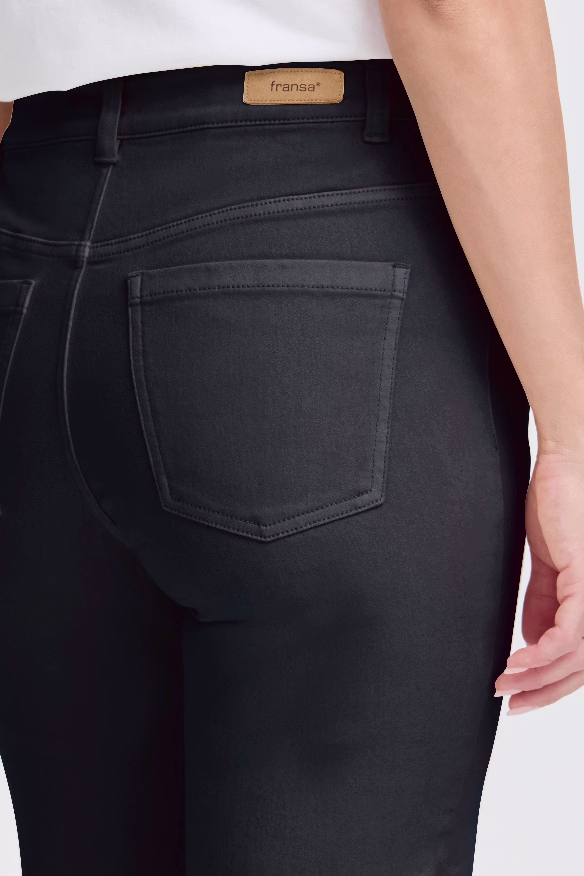 FRLUXE Jeans LOOKBOOK DETAIL 20614450-200113
