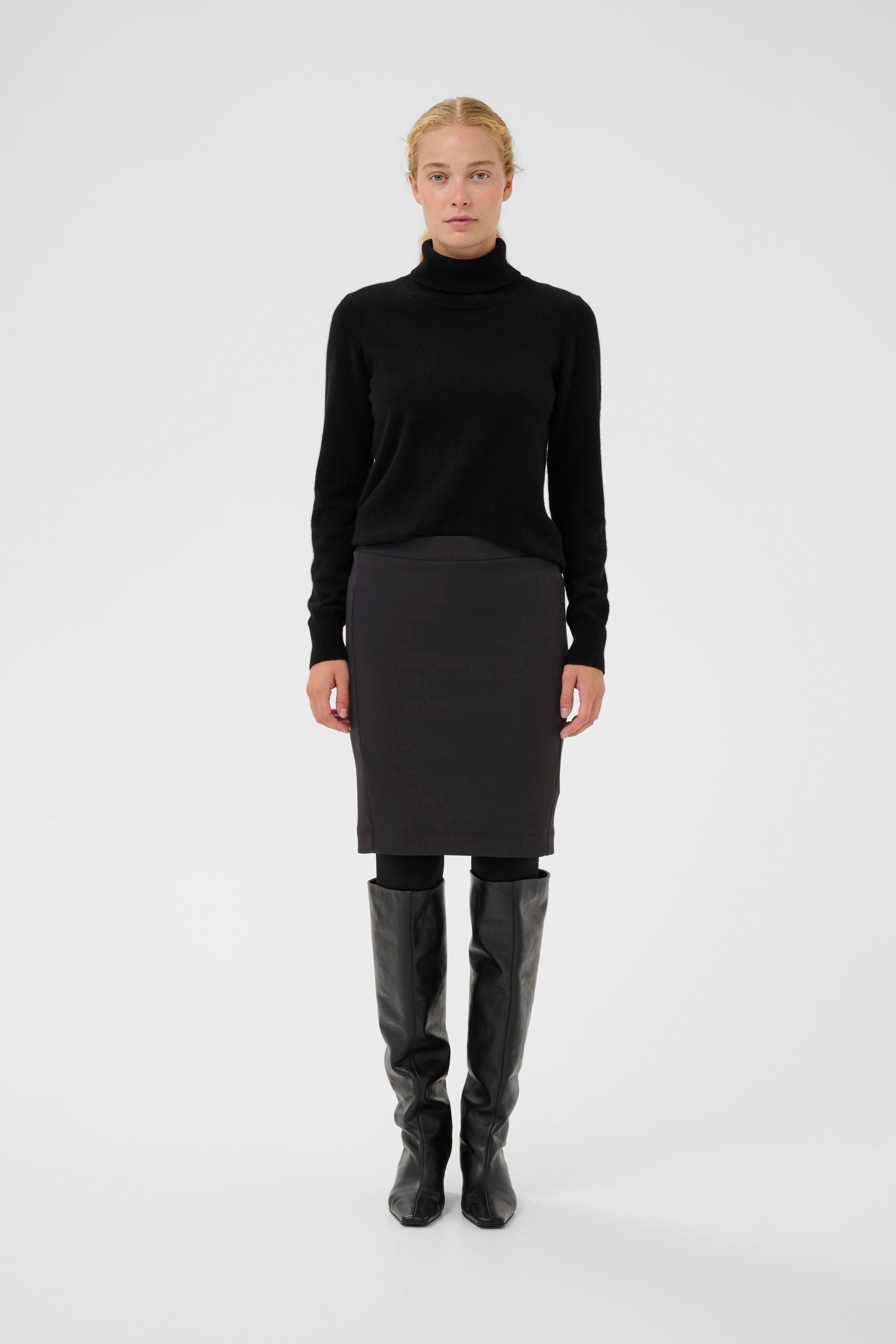 KaronyIW Skirt LOOKBOOK FRONT 30110733-194008