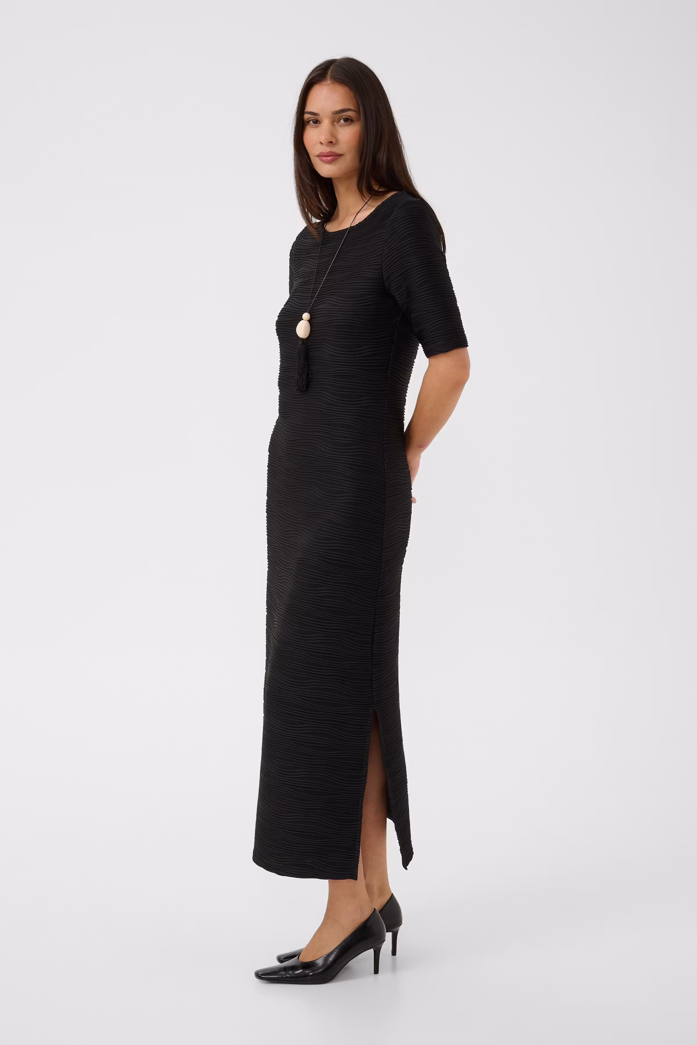 CUsesana Kjole LOOKBOOK FRONT 50113627-500012