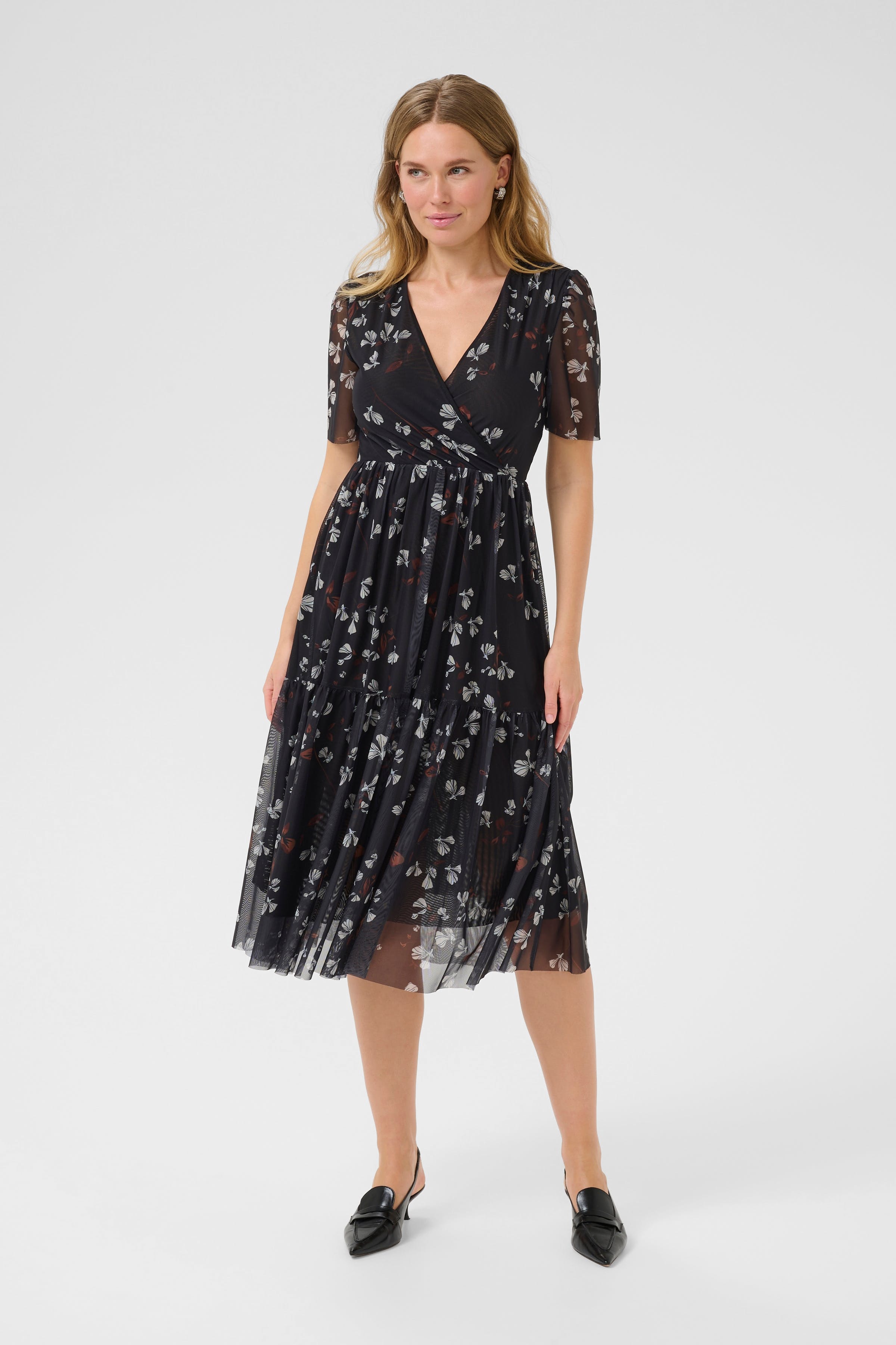 CRPomia Robe LOOKBOOK FRONT 10614223-108196