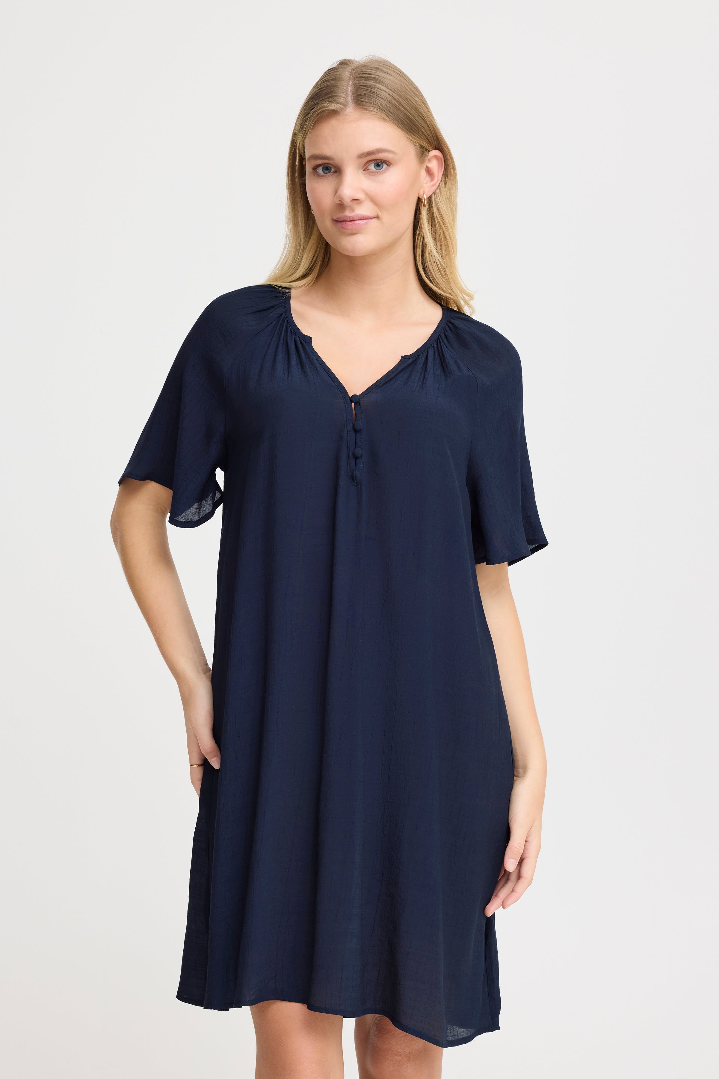 FRALYSSA Kleid LOOKBOOK FRONT 20616098-193923