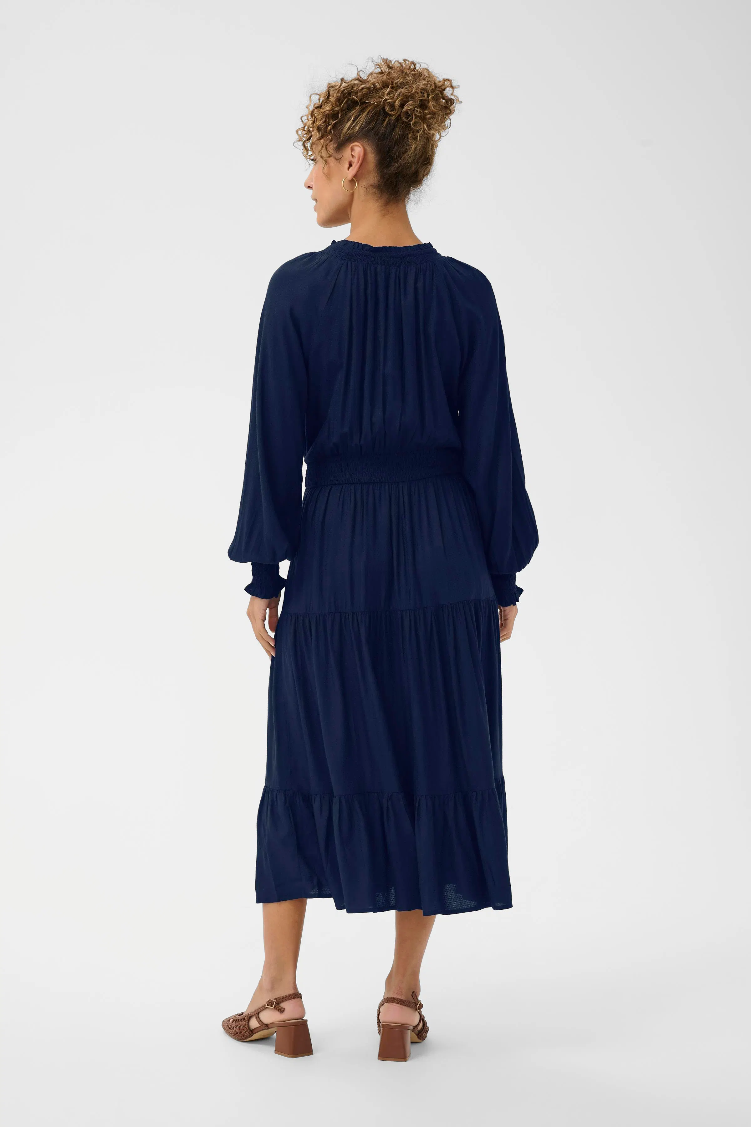 CRLaci Kjole LOOKBOOK BACK 10615103-193937