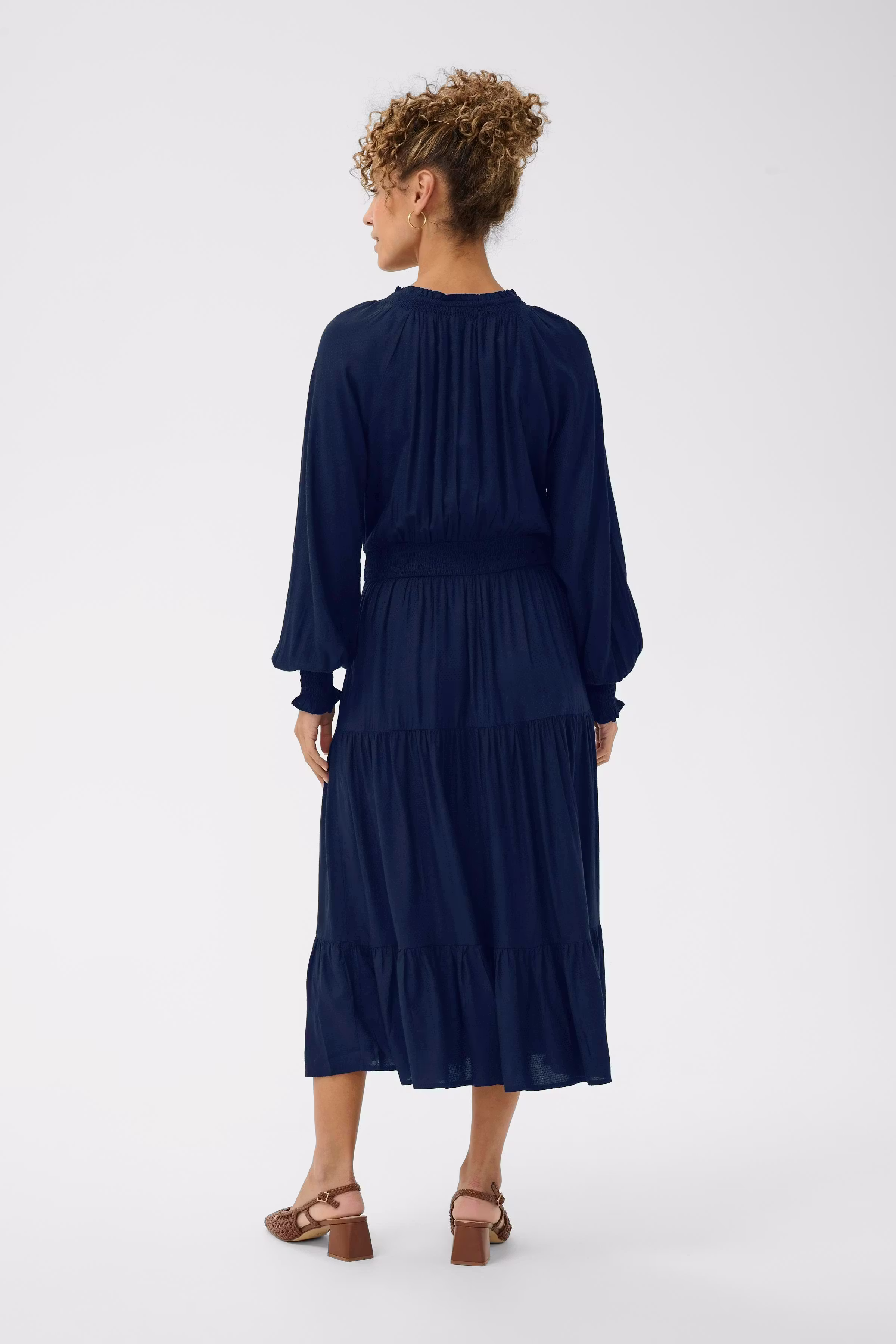 CRLaci Kleid LOOKBOOK BACK 10615103-193937